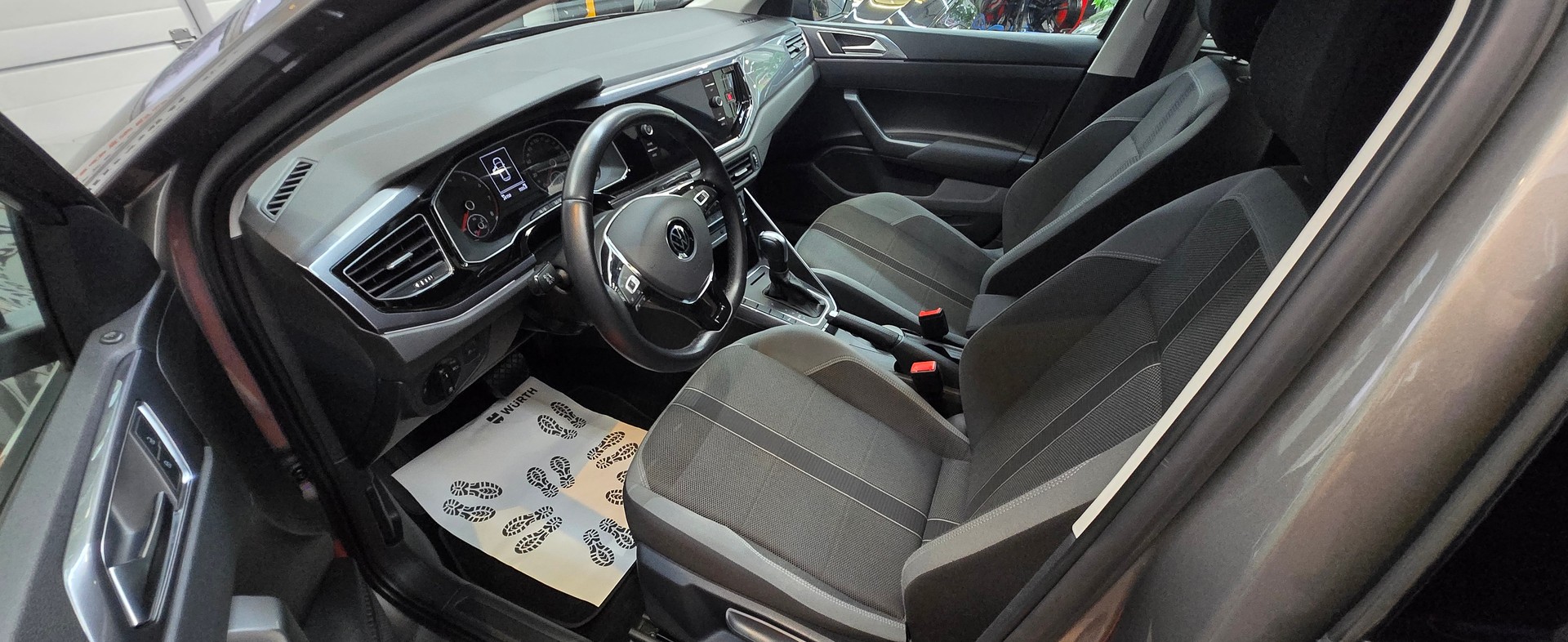 VW Polo 1.0 TSI BMT Highline DSG-image-6