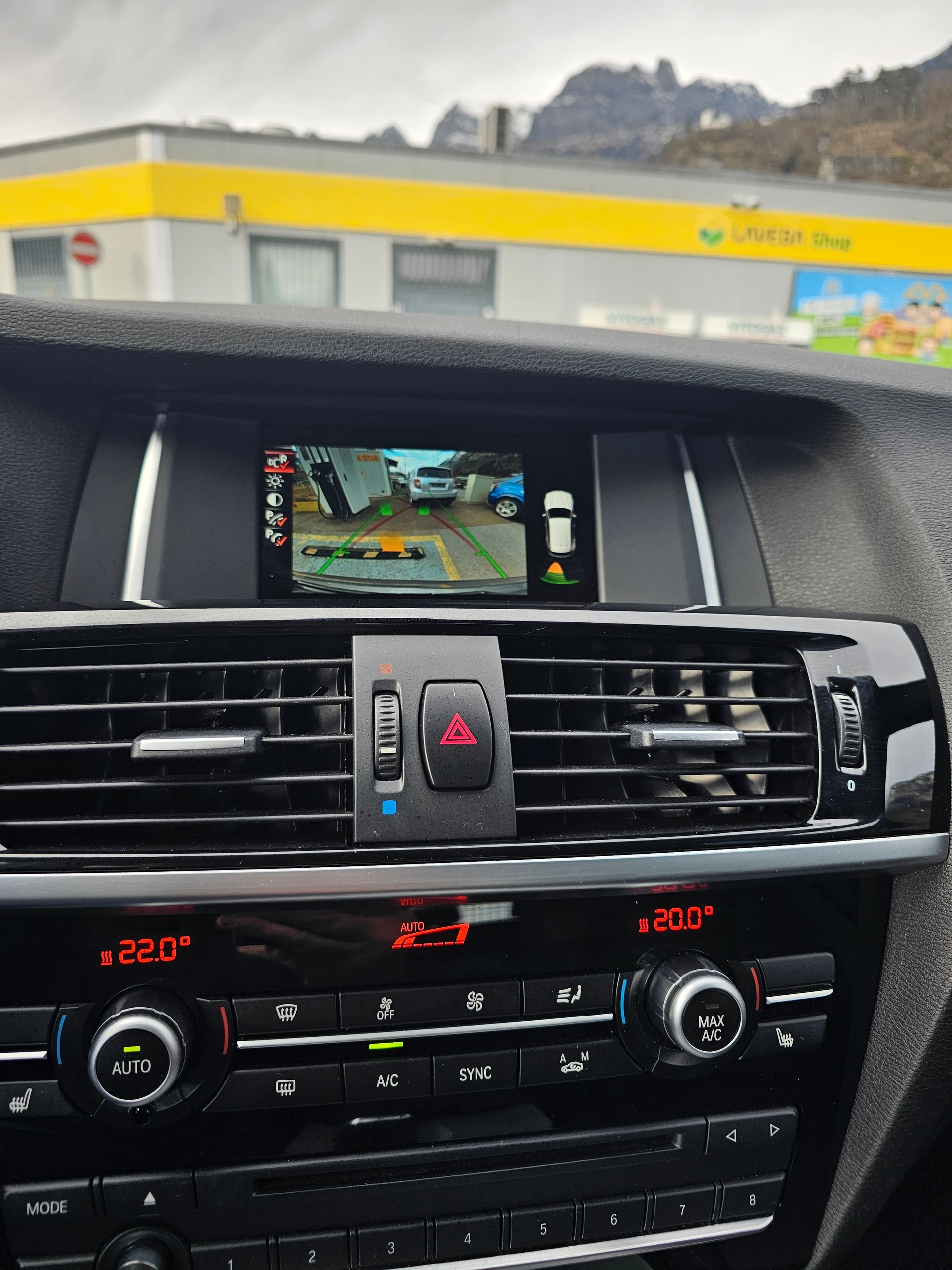 BMW X3 xDrive 28i xLine Steptronic-image-11