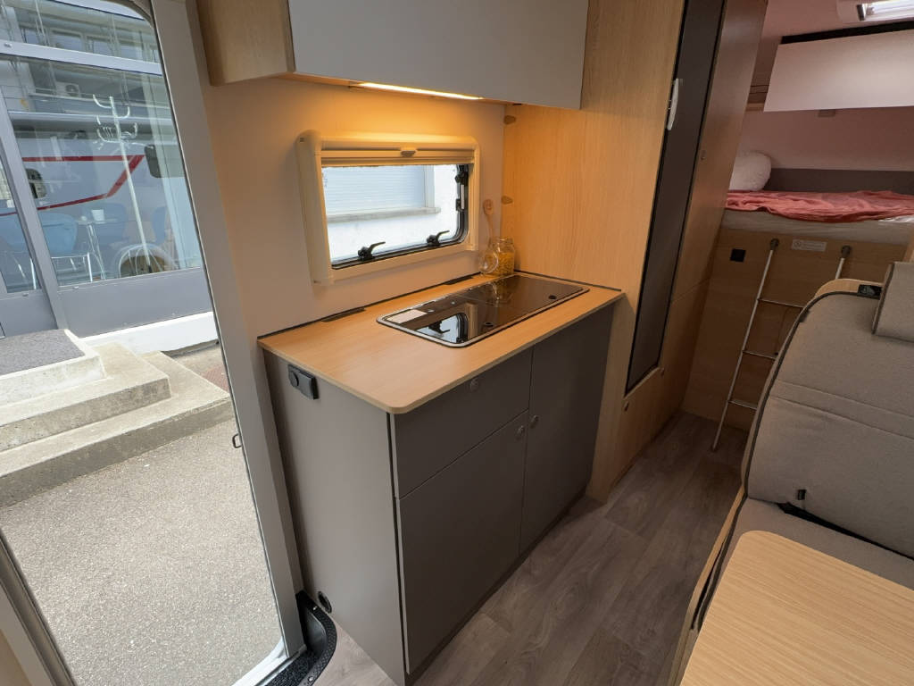 LMC Tourer 690 Alkoven-image-12
