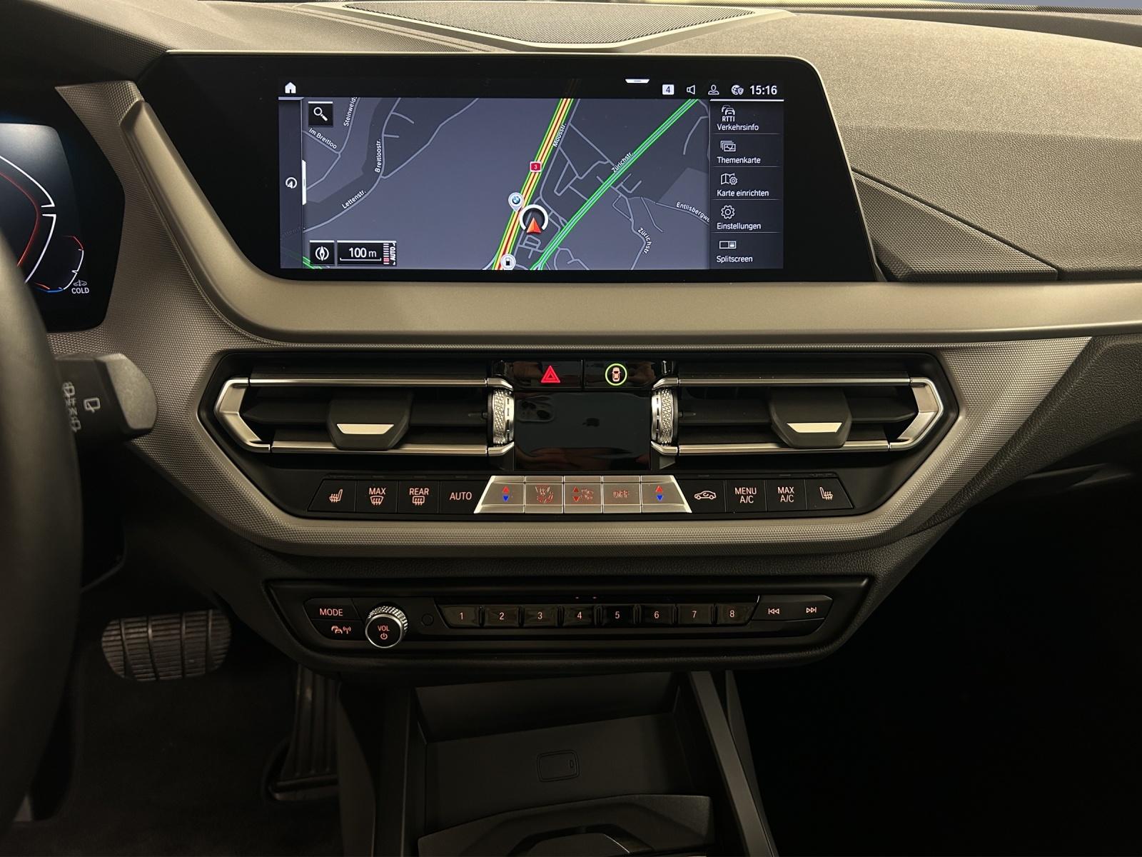 BMW 120d xDrive-image-18