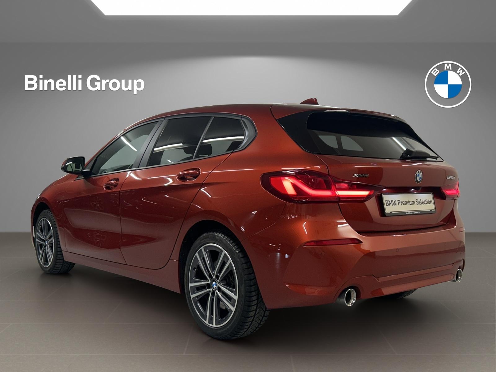 BMW 120d xDrive-showroom-element-2