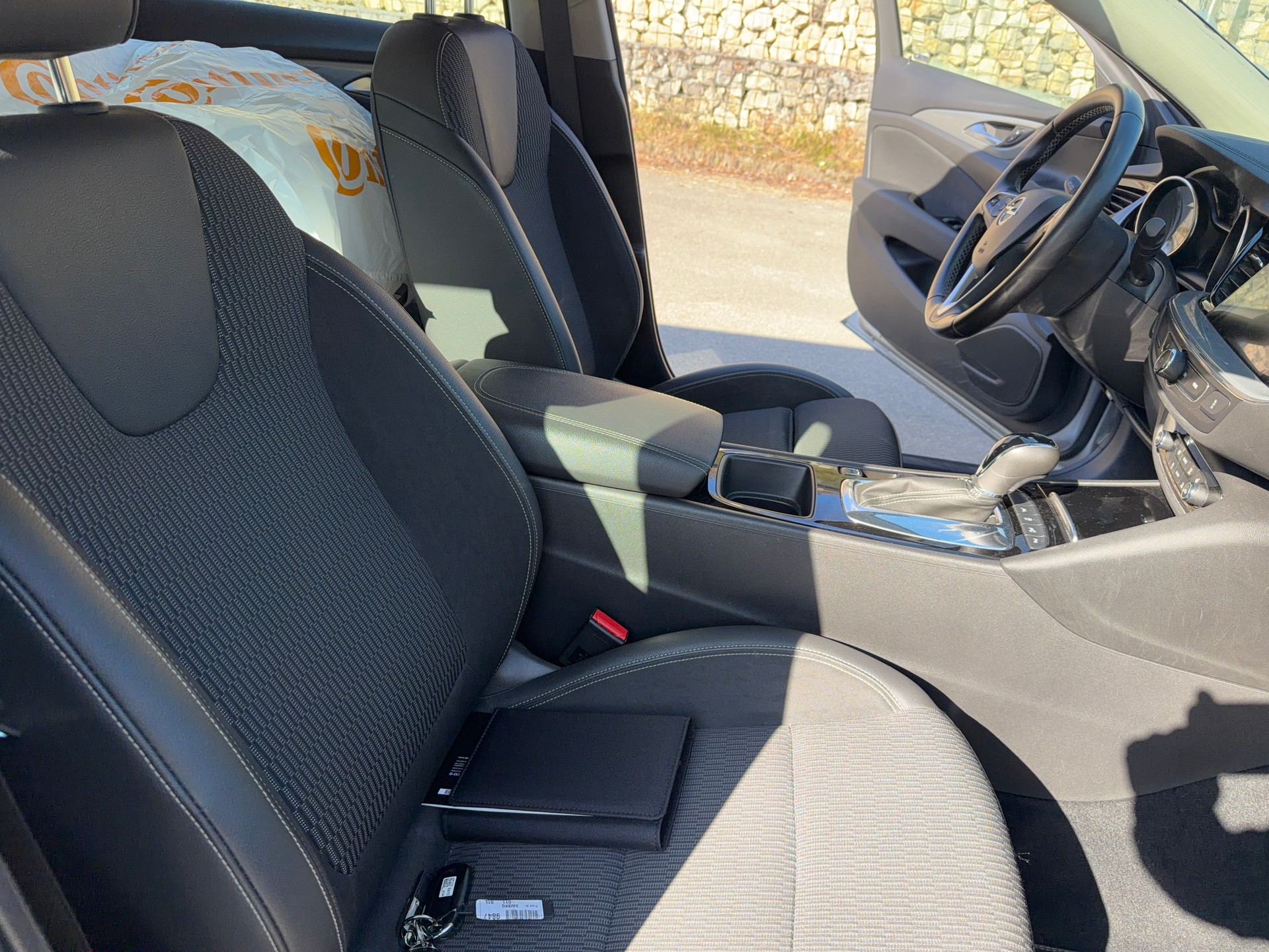 OPEL Insignia 1.6 CDTI Sports Tourer Edition Automatic-image-10