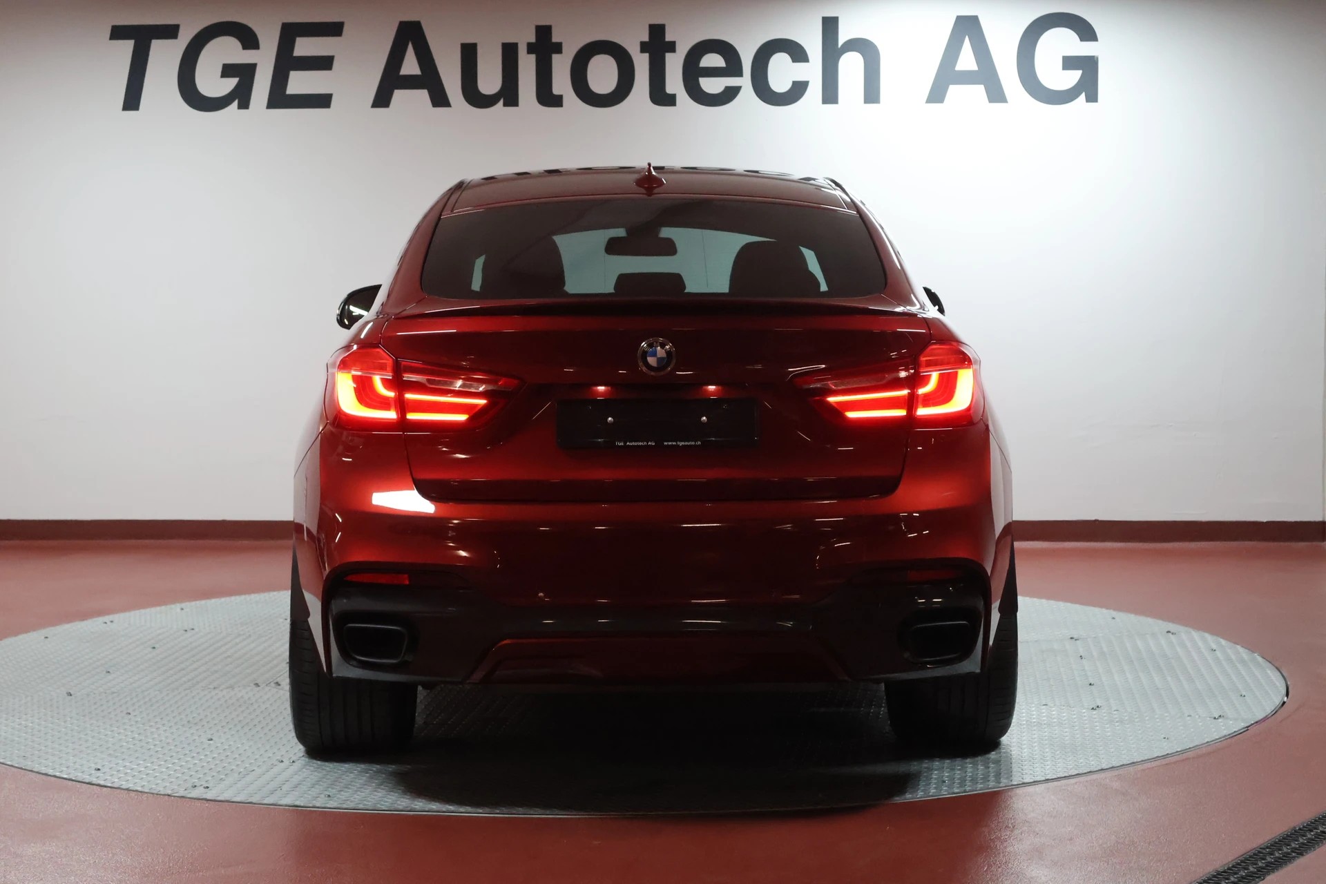 BMW X6 xDrive 40d Steptronic M SPORTPAKET-image-17