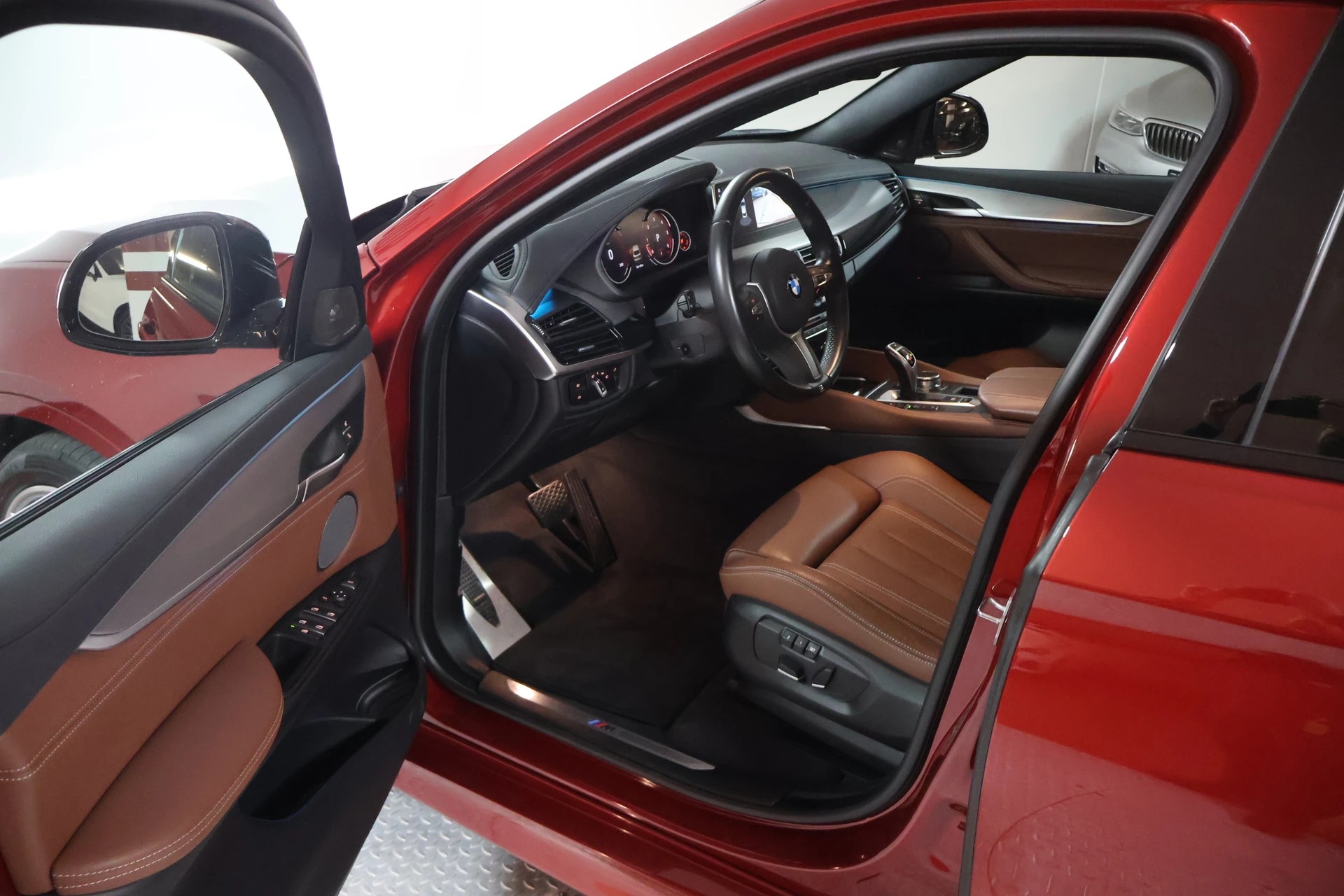BMW X6 xDrive 40d Steptronic M SPORTPAKET-image-5
