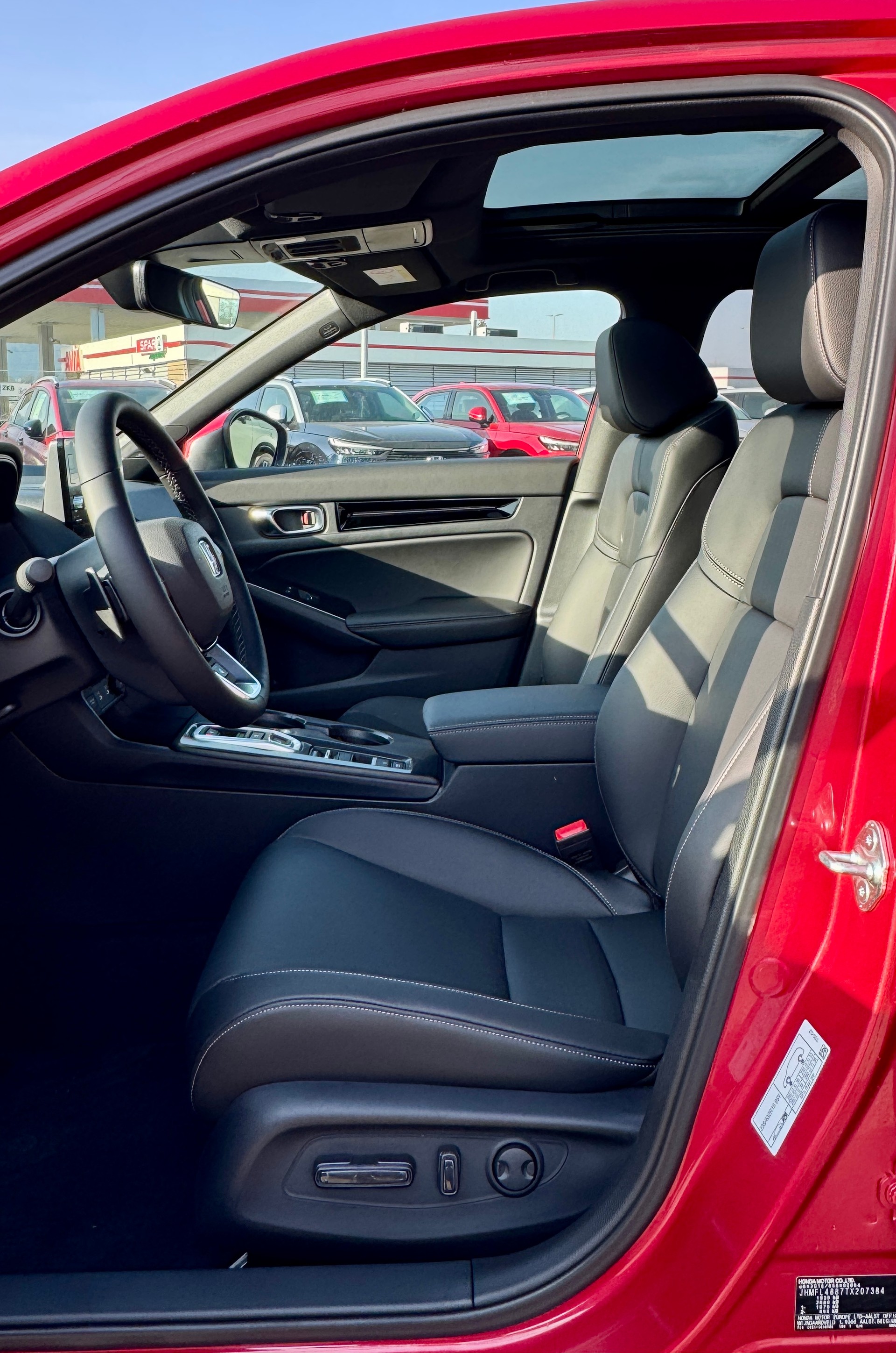 HONDA Civic 2.0 i-MMD HEV Advance 1.9% Leasing Aktion unschlagbar mit 8 Jahren Garantie-image-8