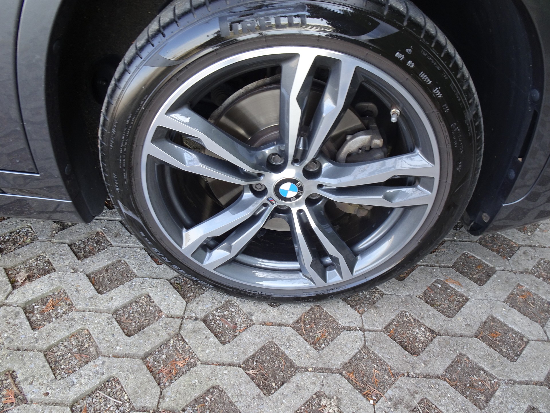 BMW X1 xDrive 25i M Sport Steptronic-image-10