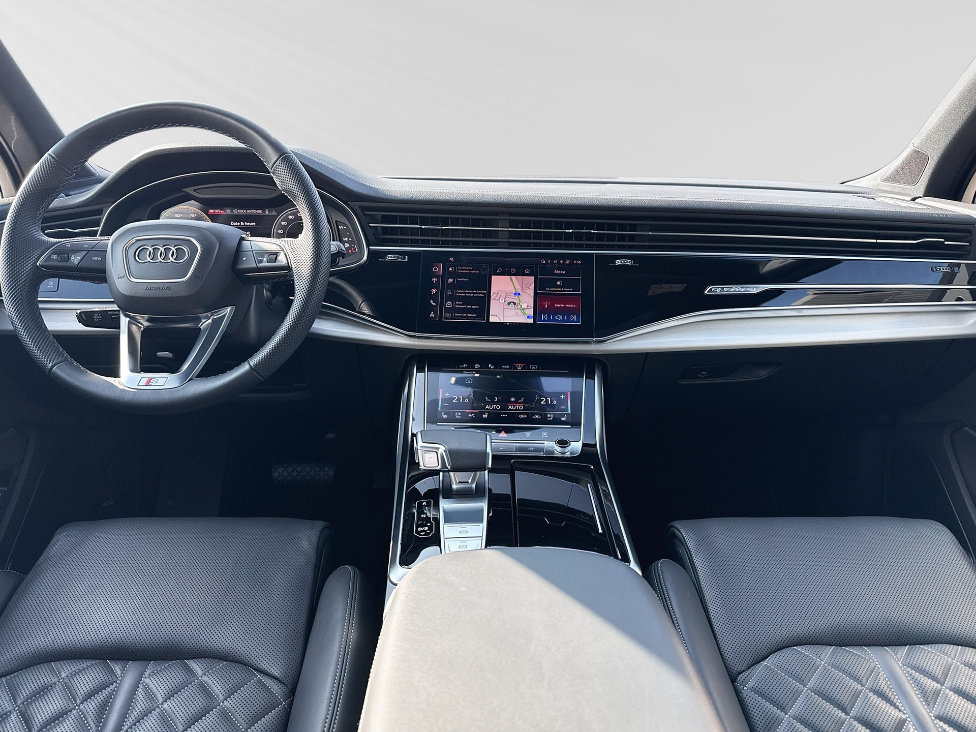 AUDI Q7 60 TFSI e quattro PHEV S line tiptronic-image-6