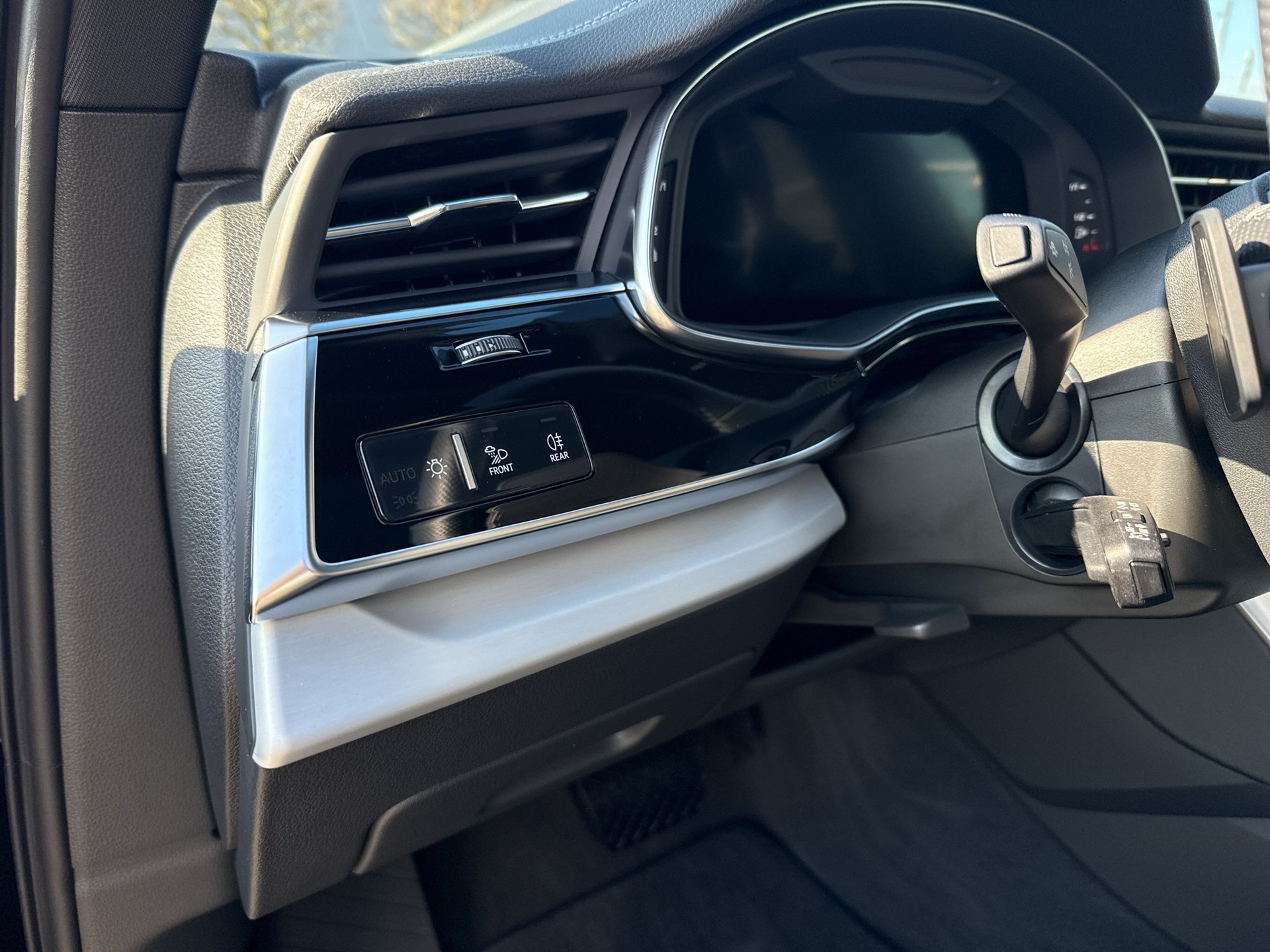 AUDI Q7 60 TFSI e quattro PHEV S line tiptronic-image-20