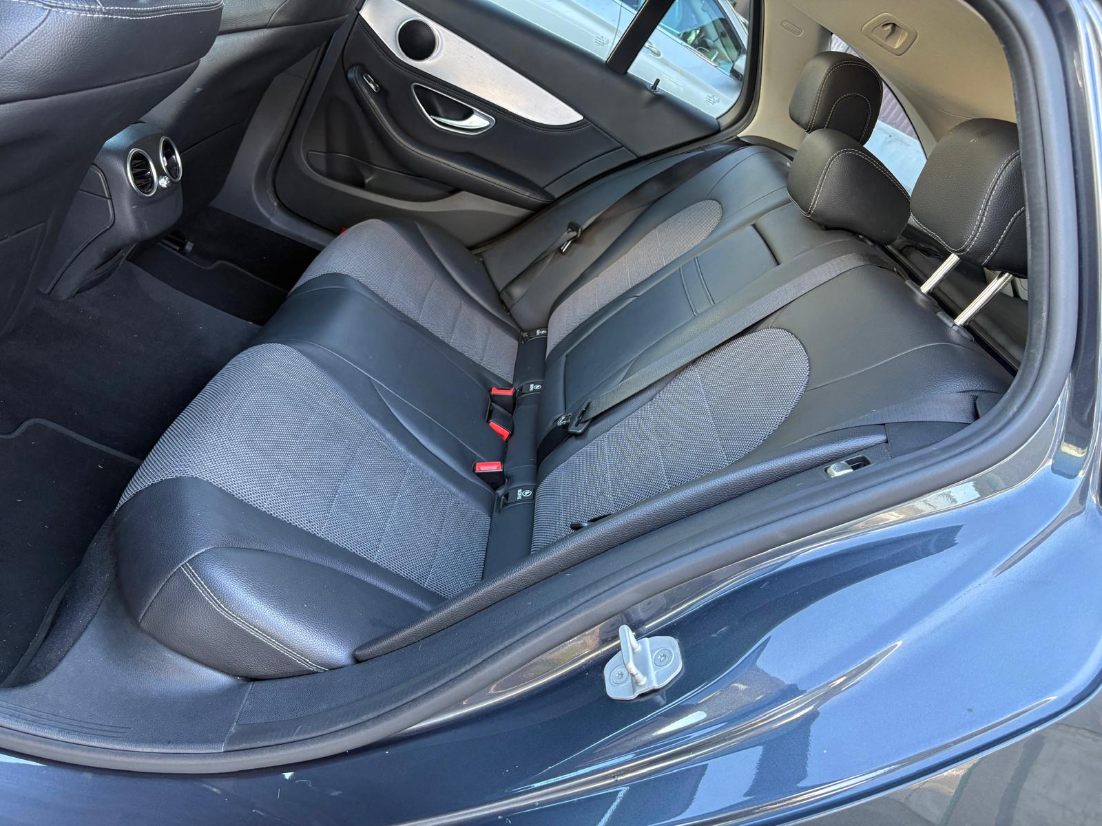 MERCEDES-BENZ C 250 BlueTEC Avantgarde 4Matic 7G-Tronic-image-12