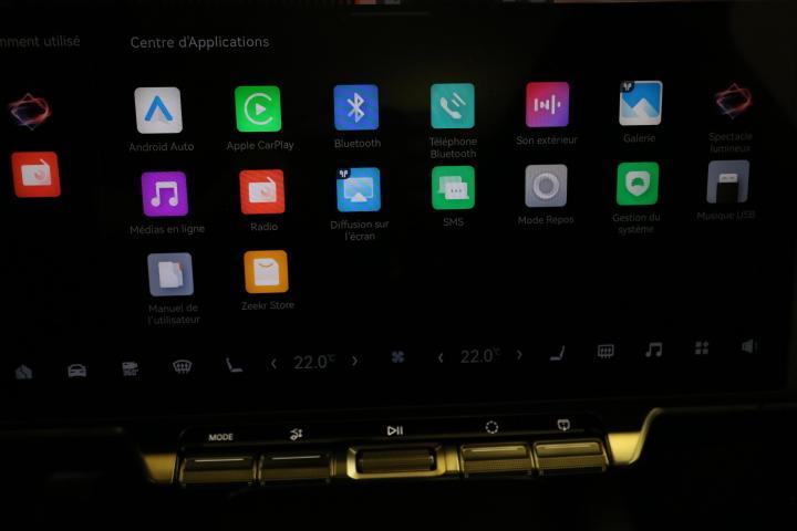 ZEEKR 7X Privilege AWD-image-12