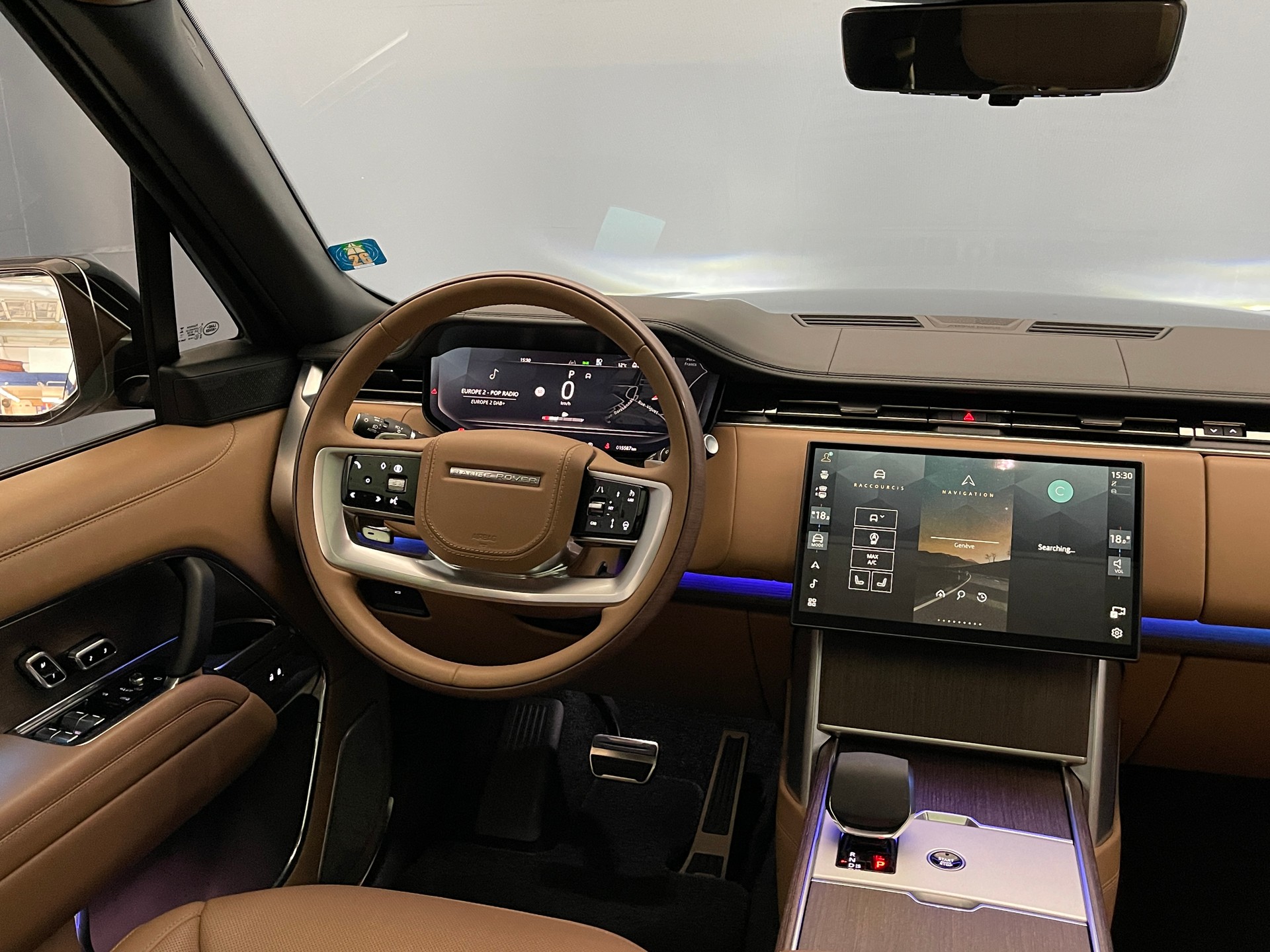 LAND ROVER Range Rover 4.4 V8 Autobiography-image-7
