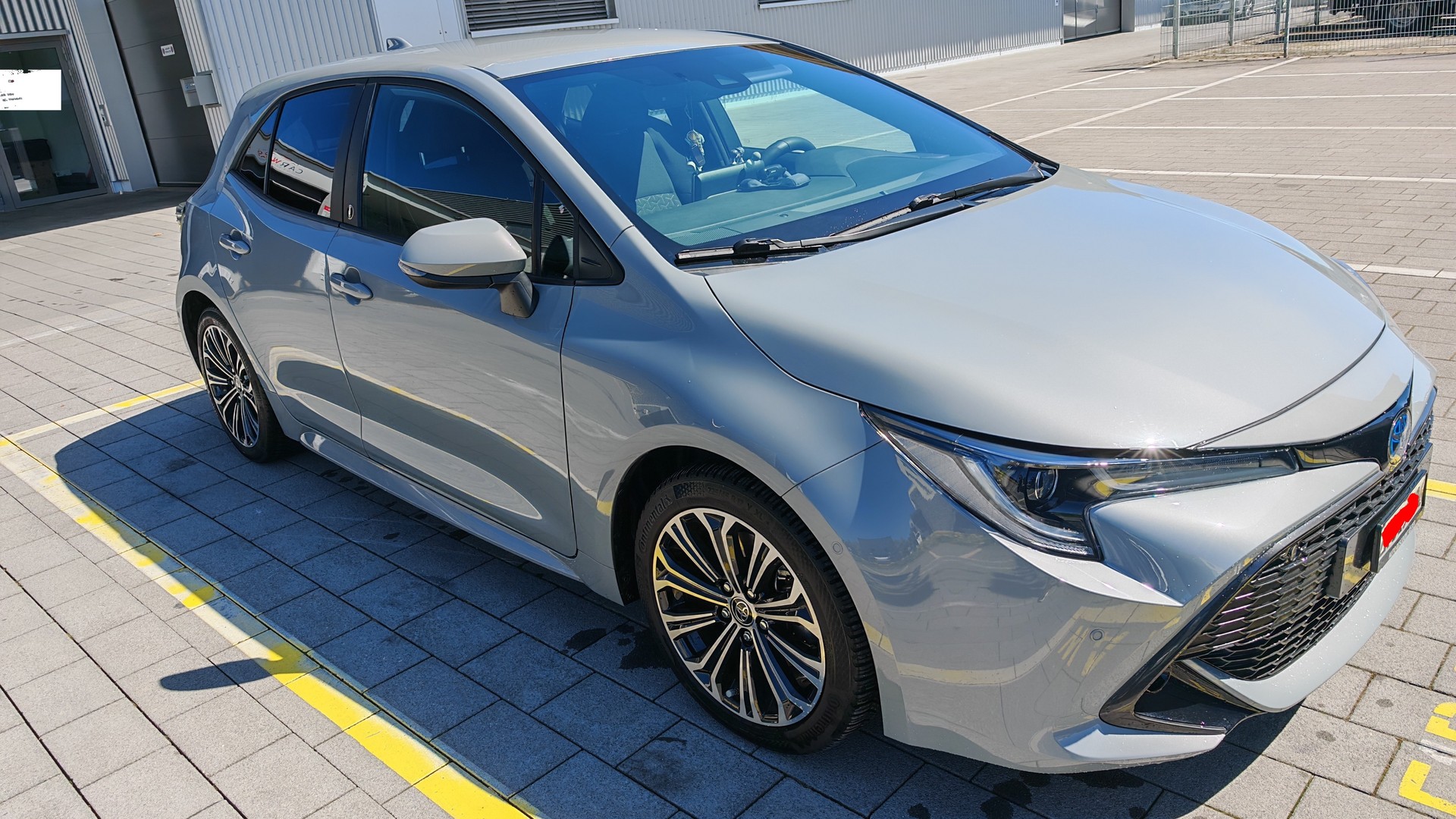TOYOTA Toyota Corolla 2.0 Frisch ab Service - 11 Jahre Garantie-image-2