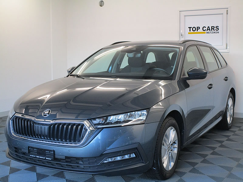 SKODA Octavia Combi 2.0 TDI DSG Ambition