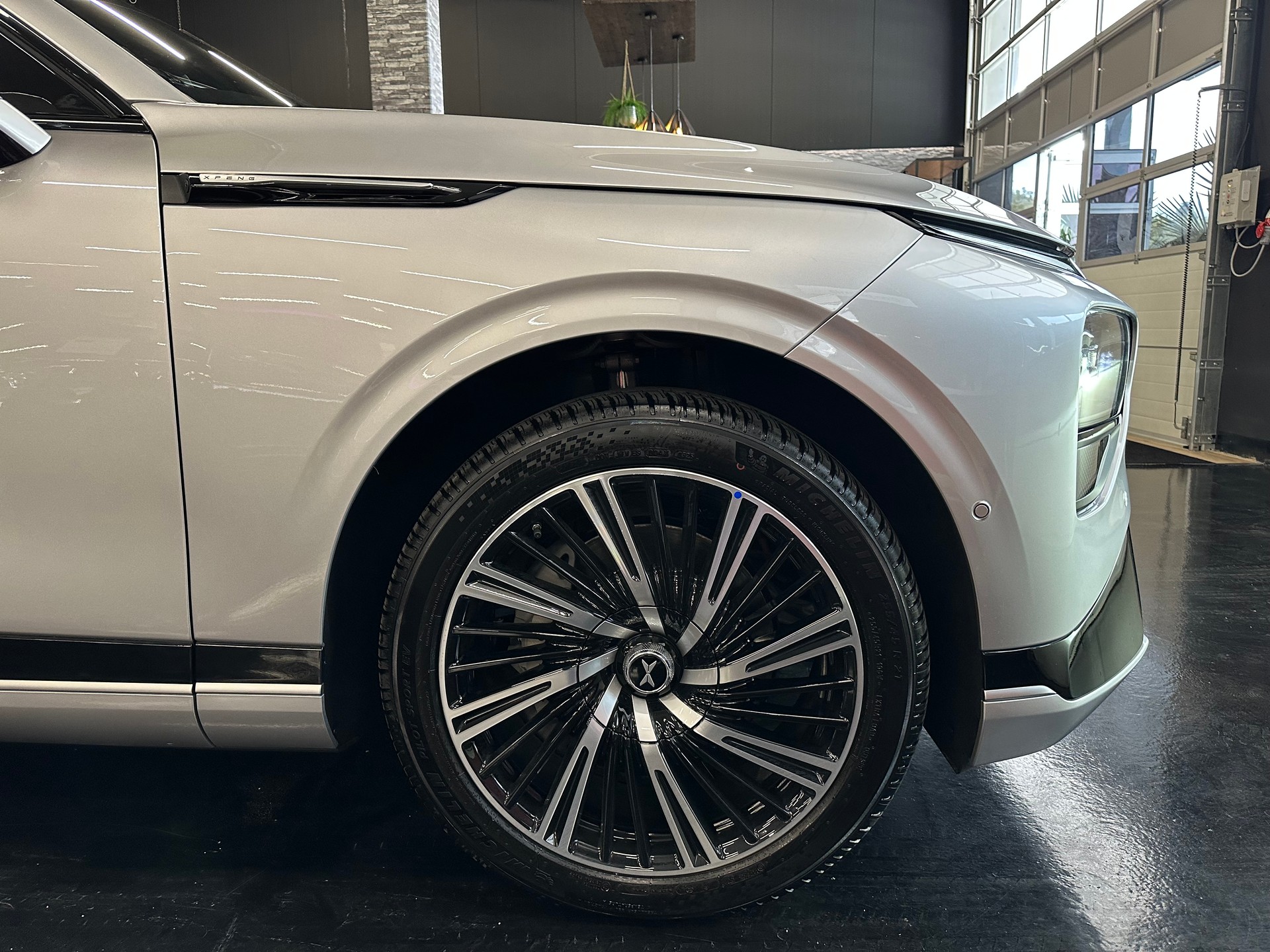 XPENG G9 98kWh Performance AWD-image-42