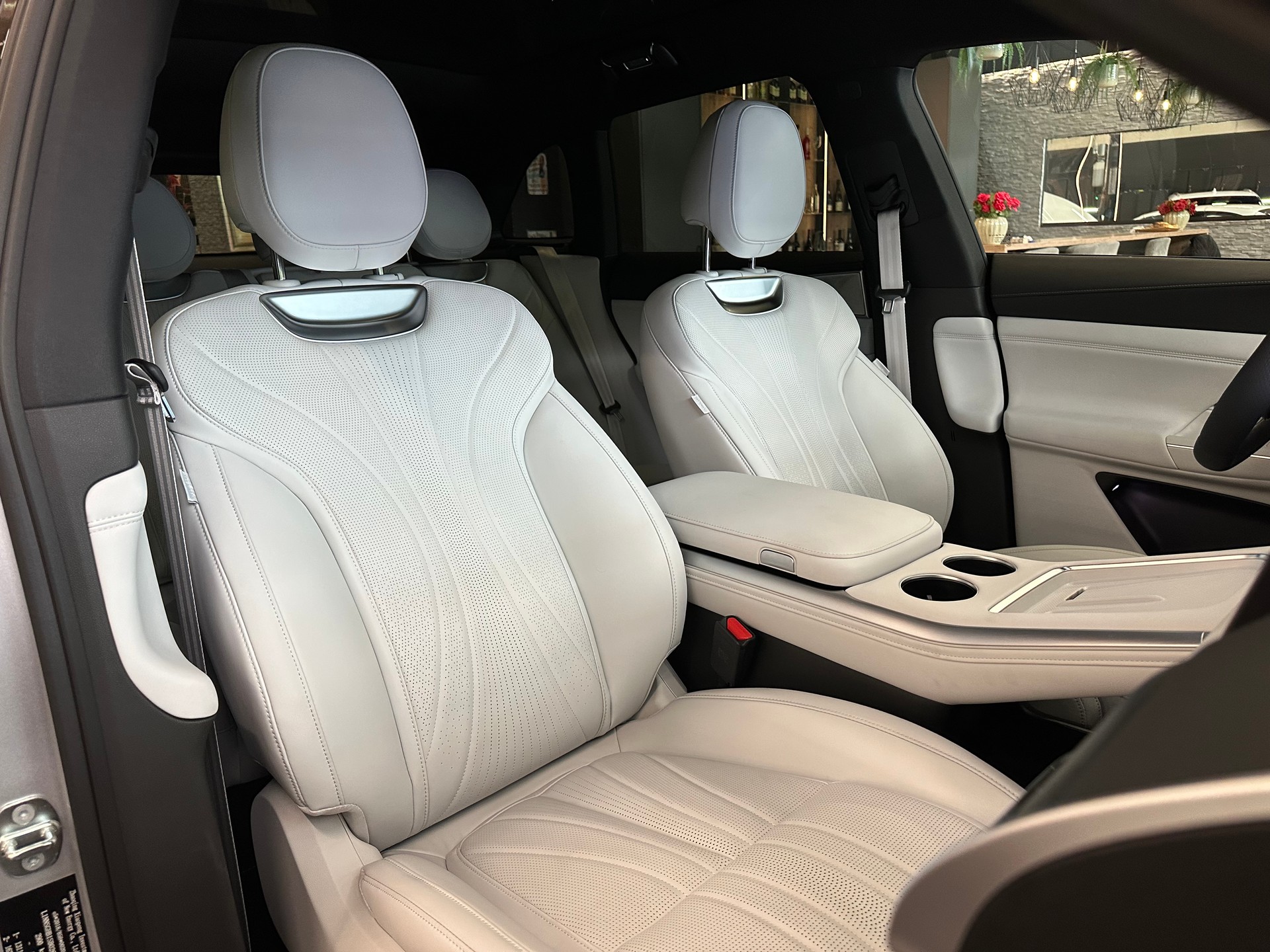 XPENG G9 98kWh Performance AWD-image-14