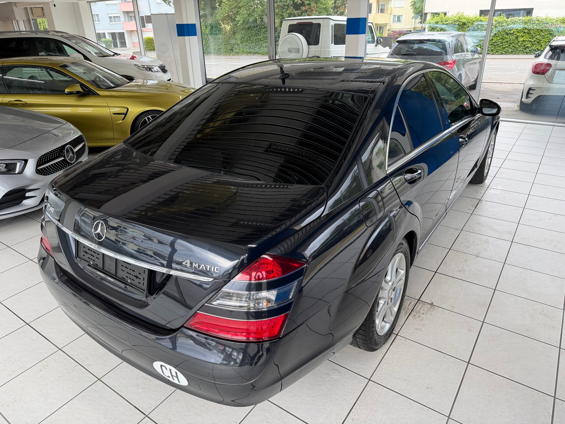 MERCEDES-BENZ S 350 4Matic 7G-Tronic-image-4