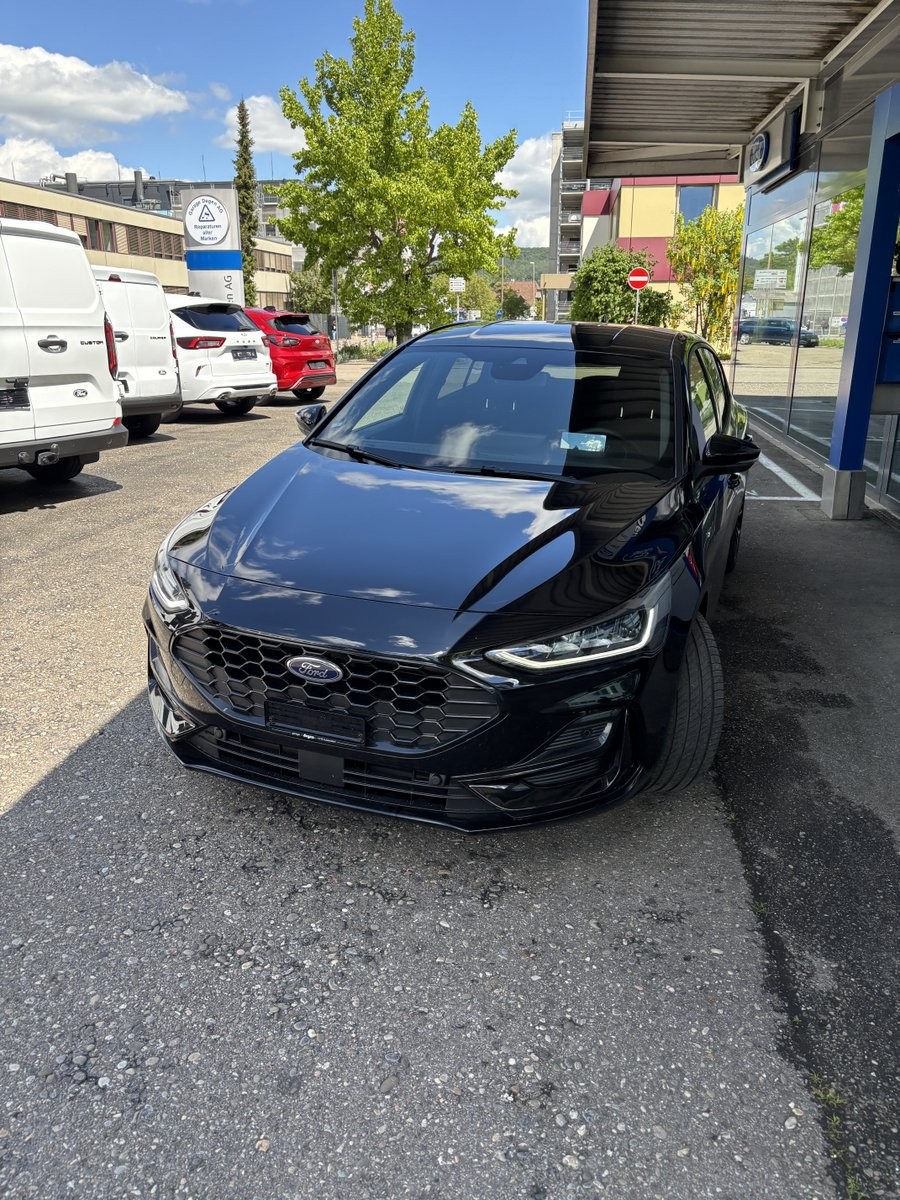 FORD Focus 1.0i EcoB Hybrid 155 ST-Line X-image-17