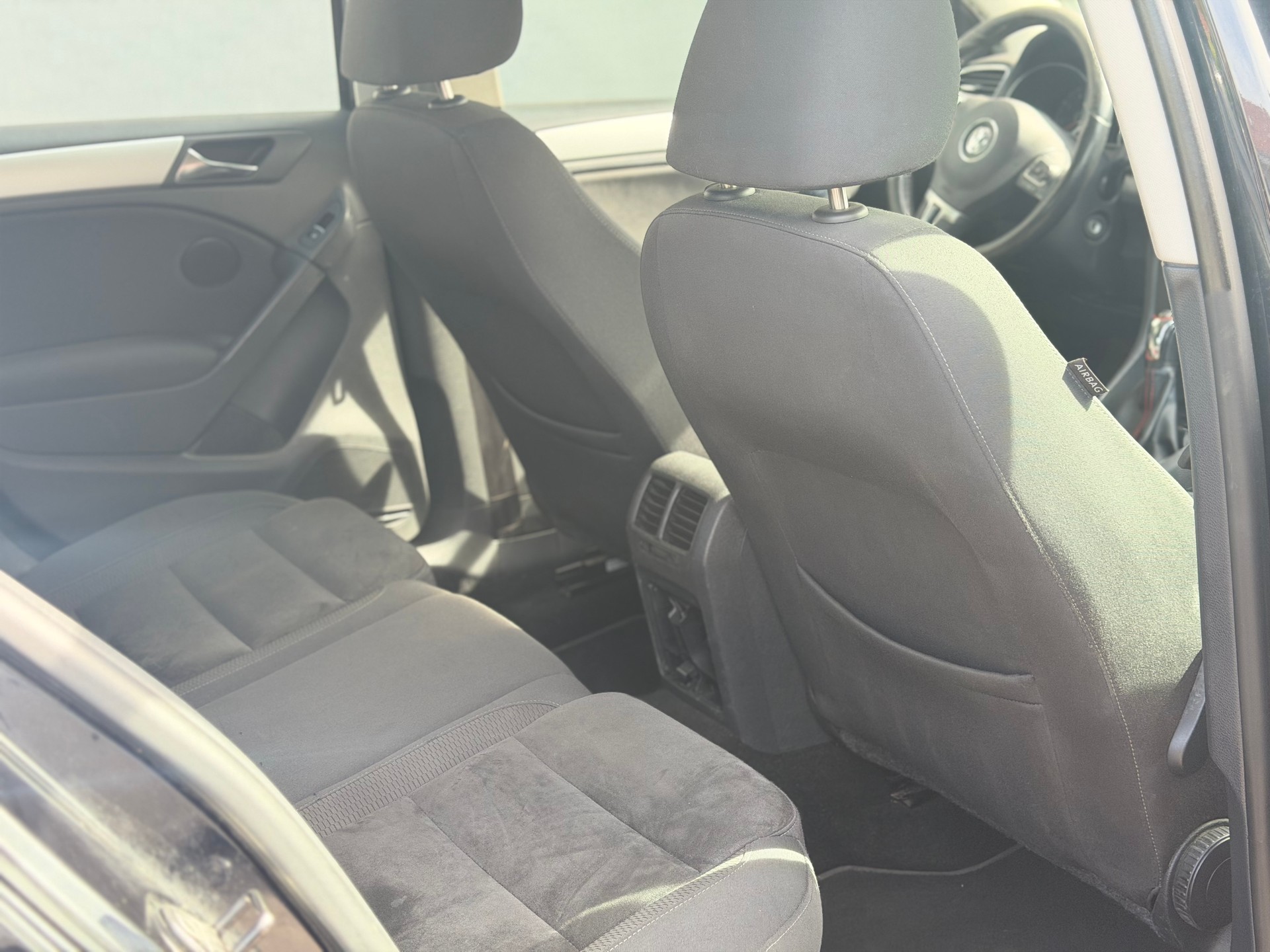 VW Golf 1.4 TSI Highline-image-8