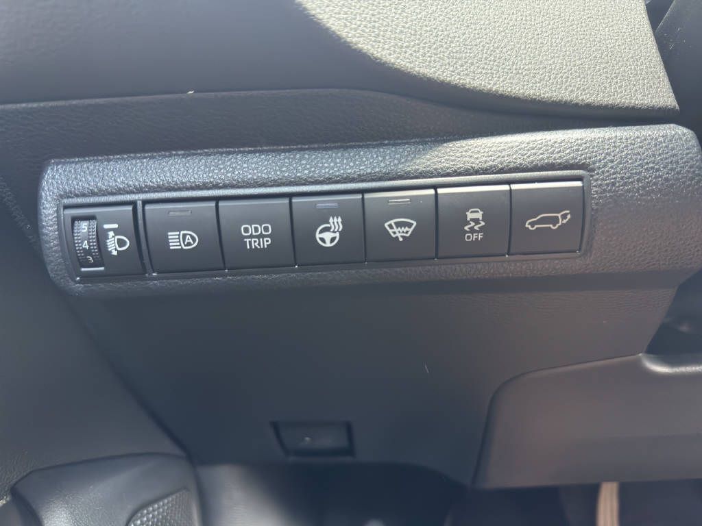 TOYOTA Corolla Touring Sports 2.0 HSD Swiss Edition-image-6