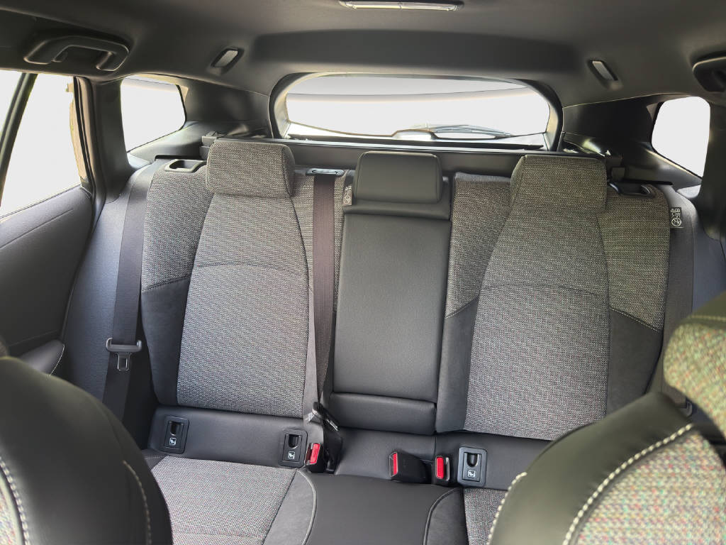 TOYOTA Corolla Touring Sports 2.0 HSD Swiss Edition-image-13
