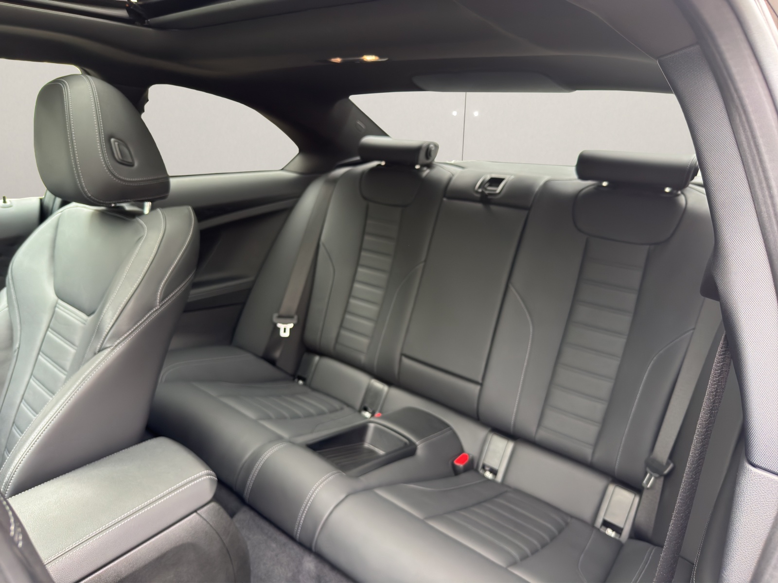 BMW 230i M Sport-image-12