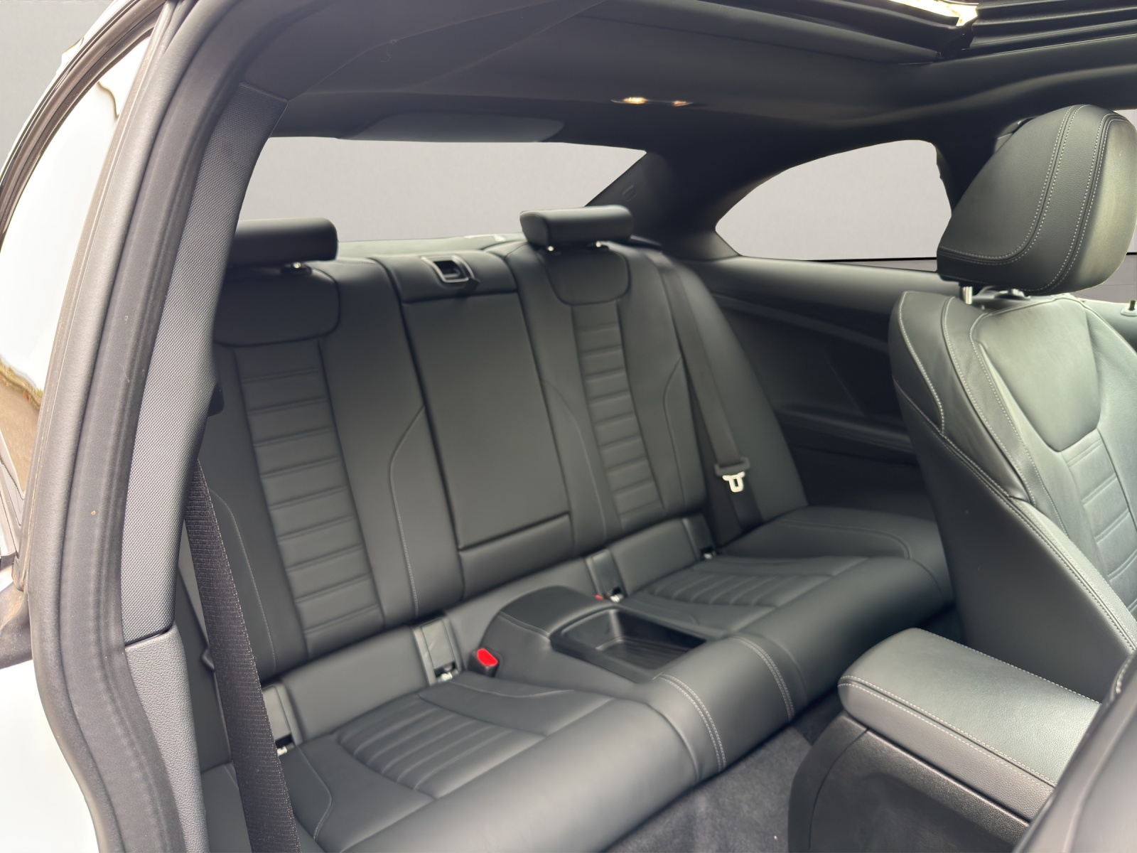 BMW 230i M Sport-image-13