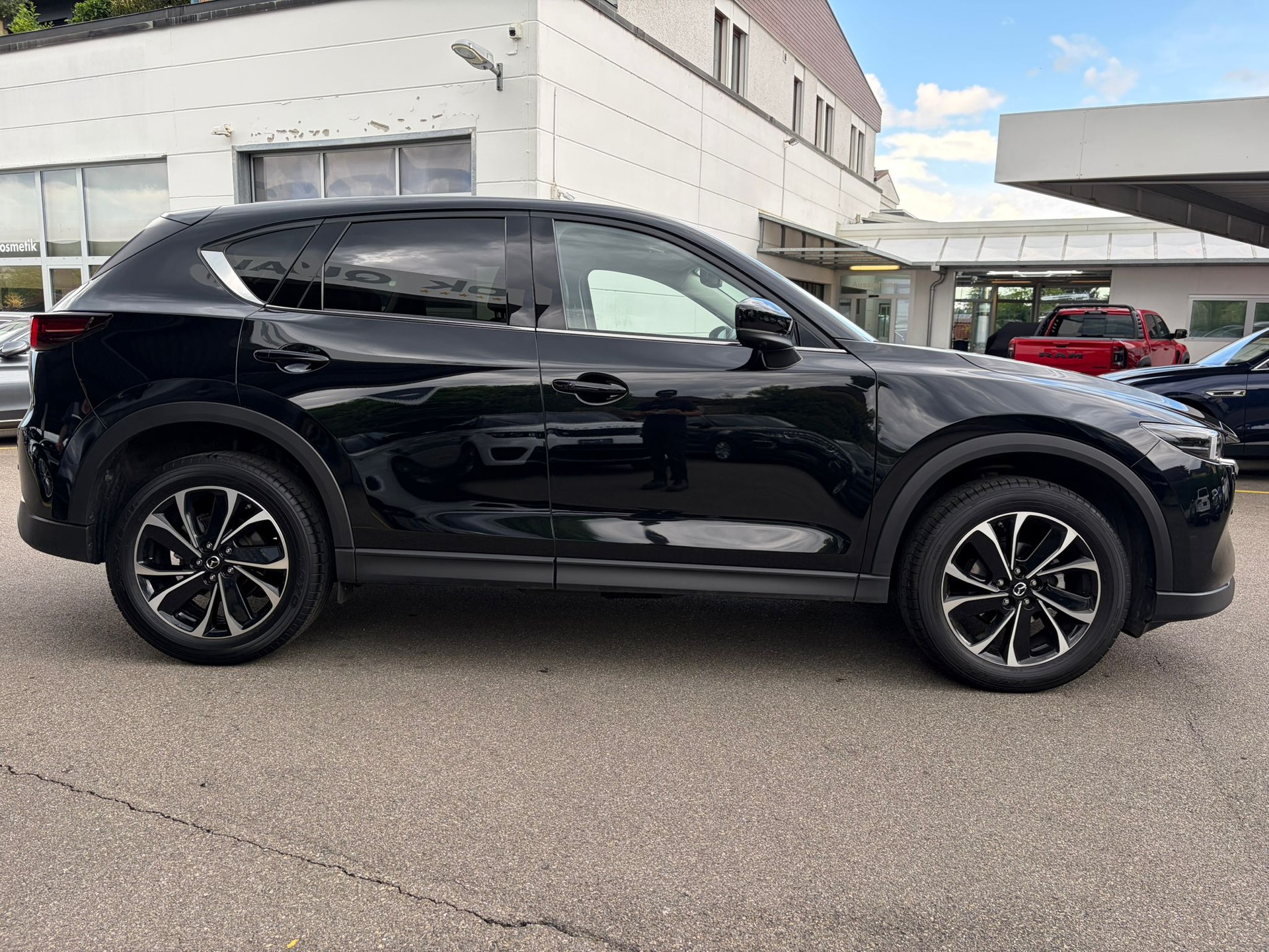 MAZDA CX-5 e-Skyactiv-G 194 Exclusive-line AWD Automat-image-4