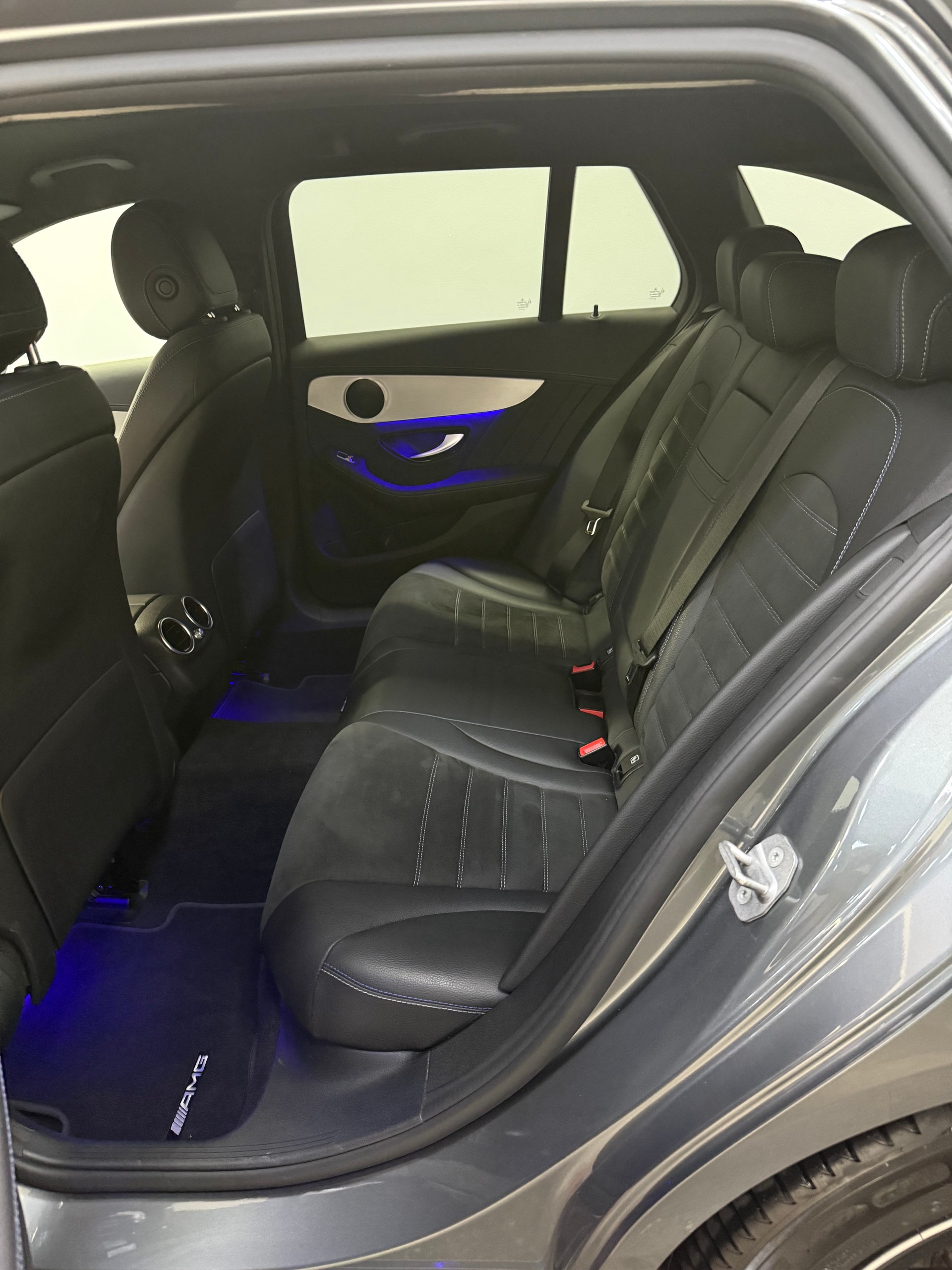 MERCEDES-BENZ C 300 e T-Modell AMG Line 9G-Tronic-image-15