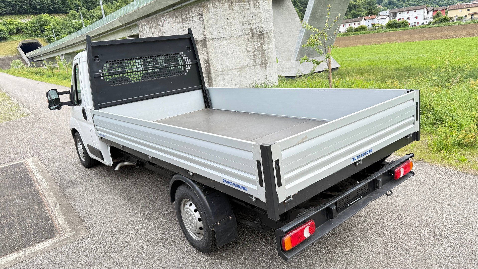 PEUGEOT BOXER-image-4
