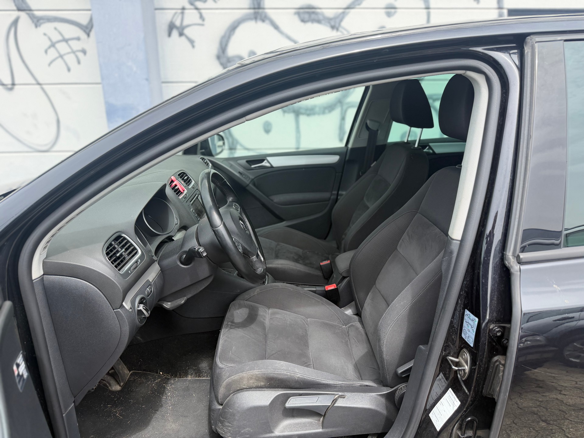 VW Golf 2.0 TDI Highline 4Motion-image-4