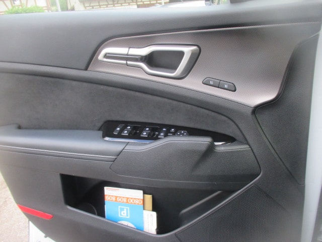KIA Sportage 1.6T-GDi PHEV GT-Line 4x4 A-image-13