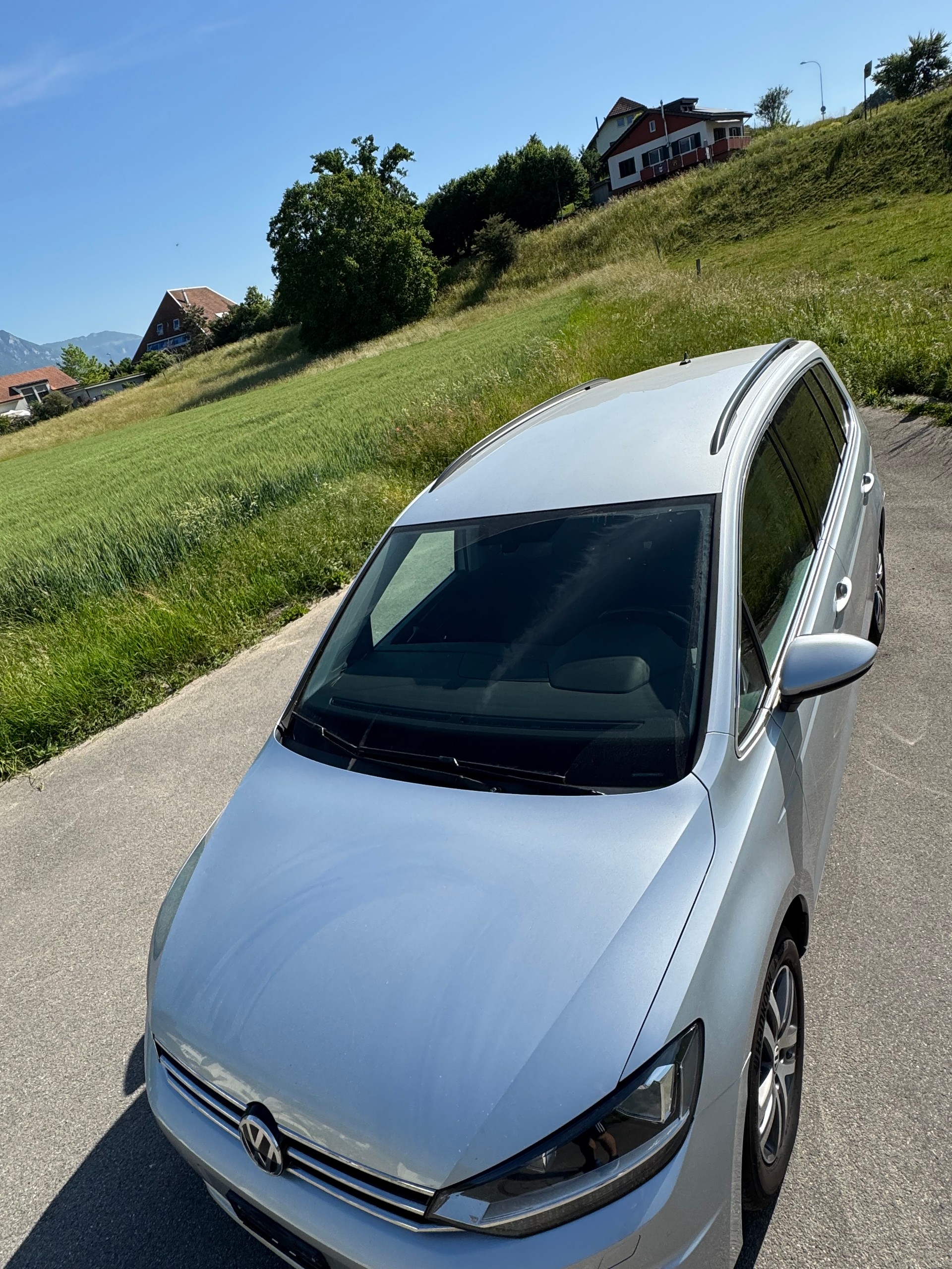 VW Touran 1.6 TDI BlueMotion Technology Trendline DSG-image-6