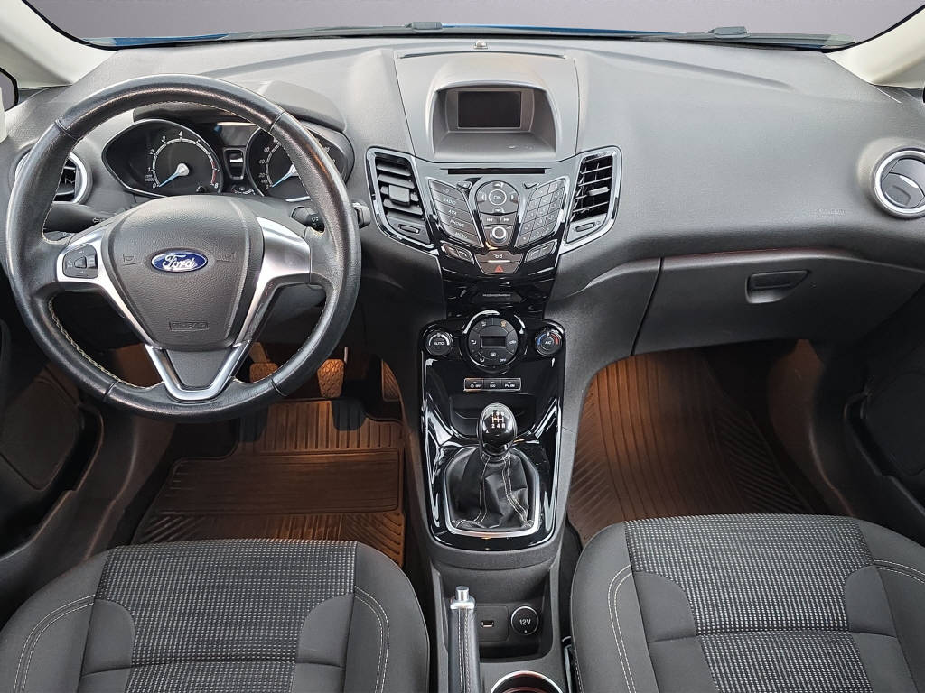 FORD Fiesta 1.0 EcoB 125 Titanium-image-12