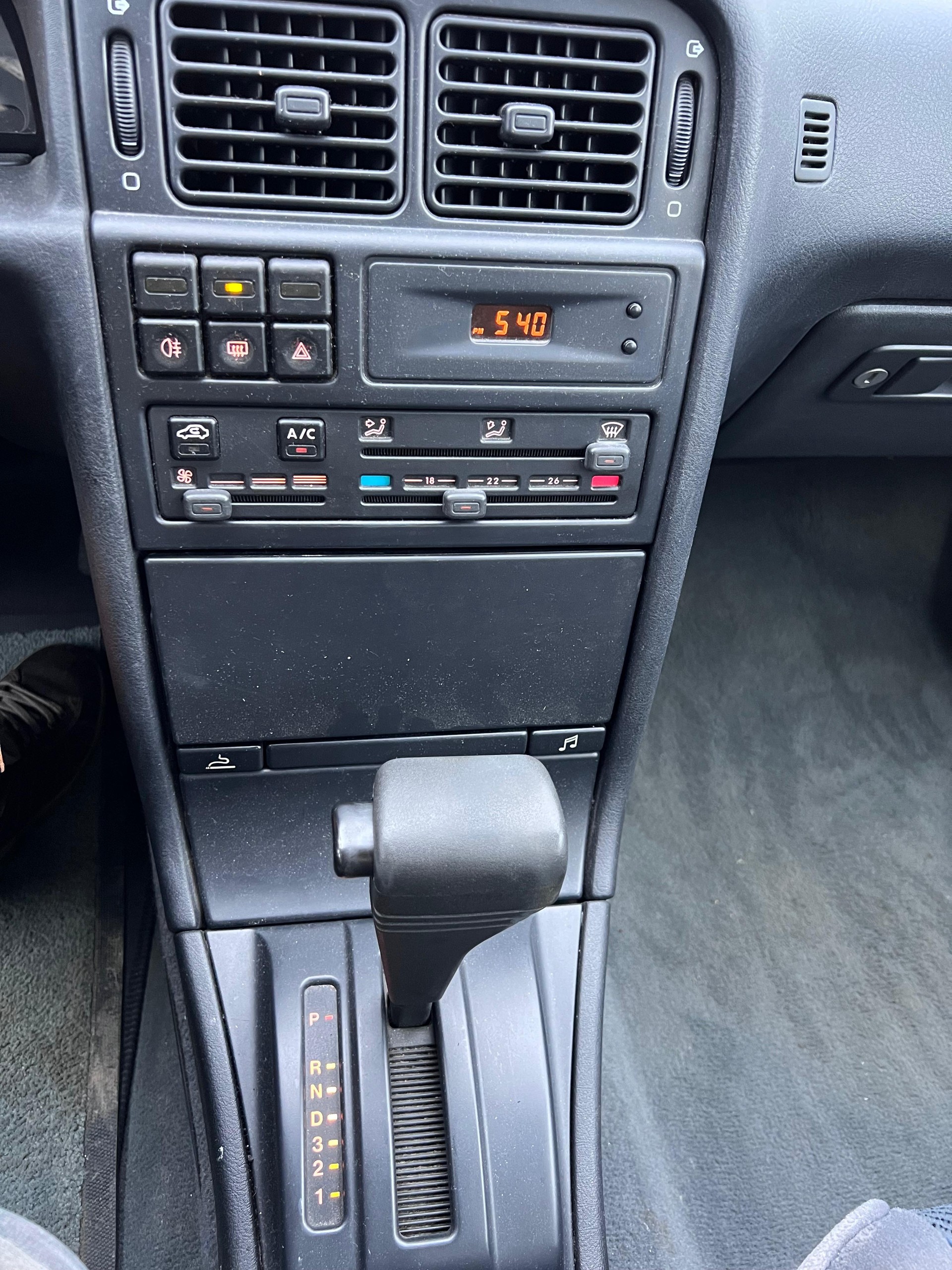 PEUGEOT 405 SRI-image-2