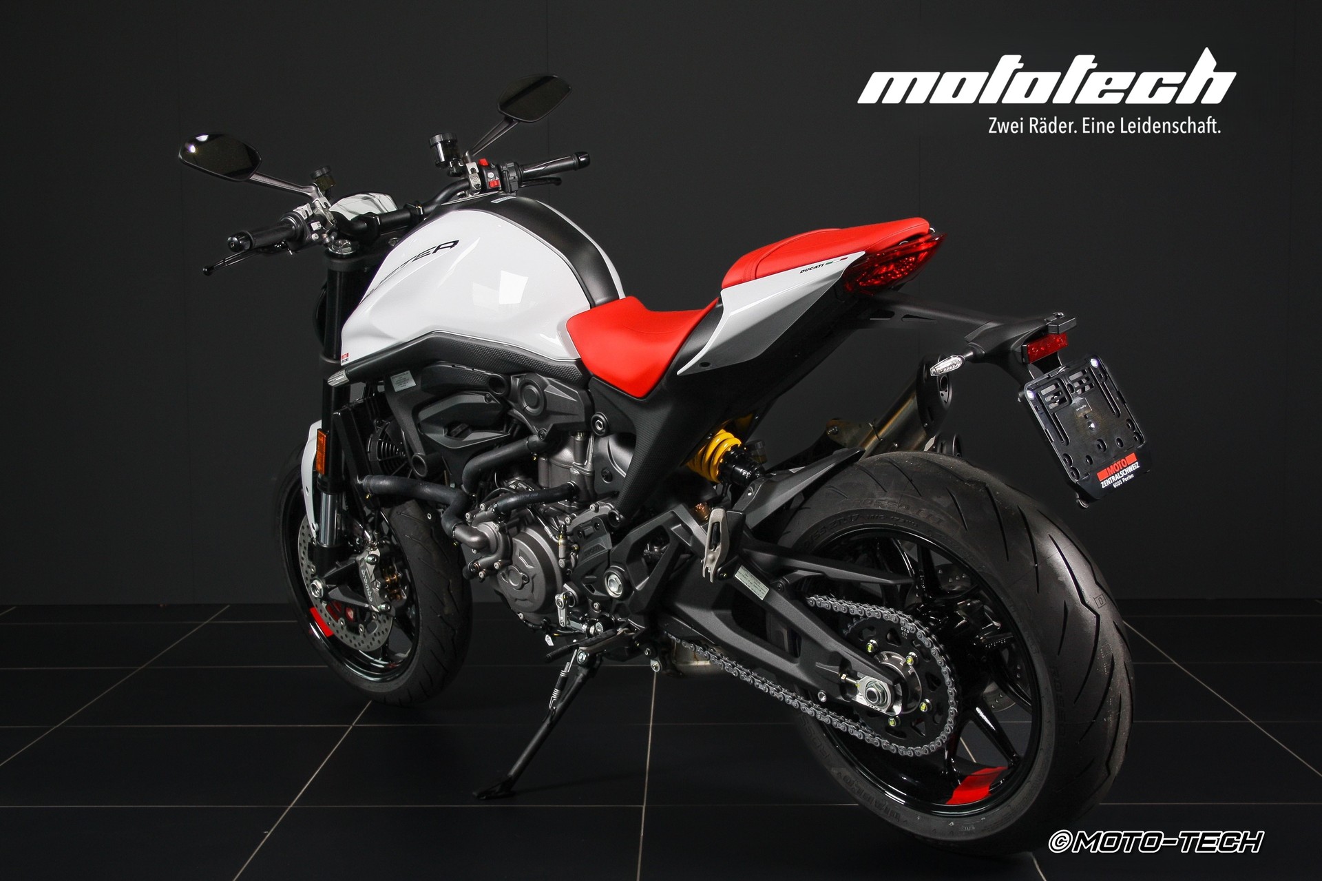 DUCATI Monster 937-image-4