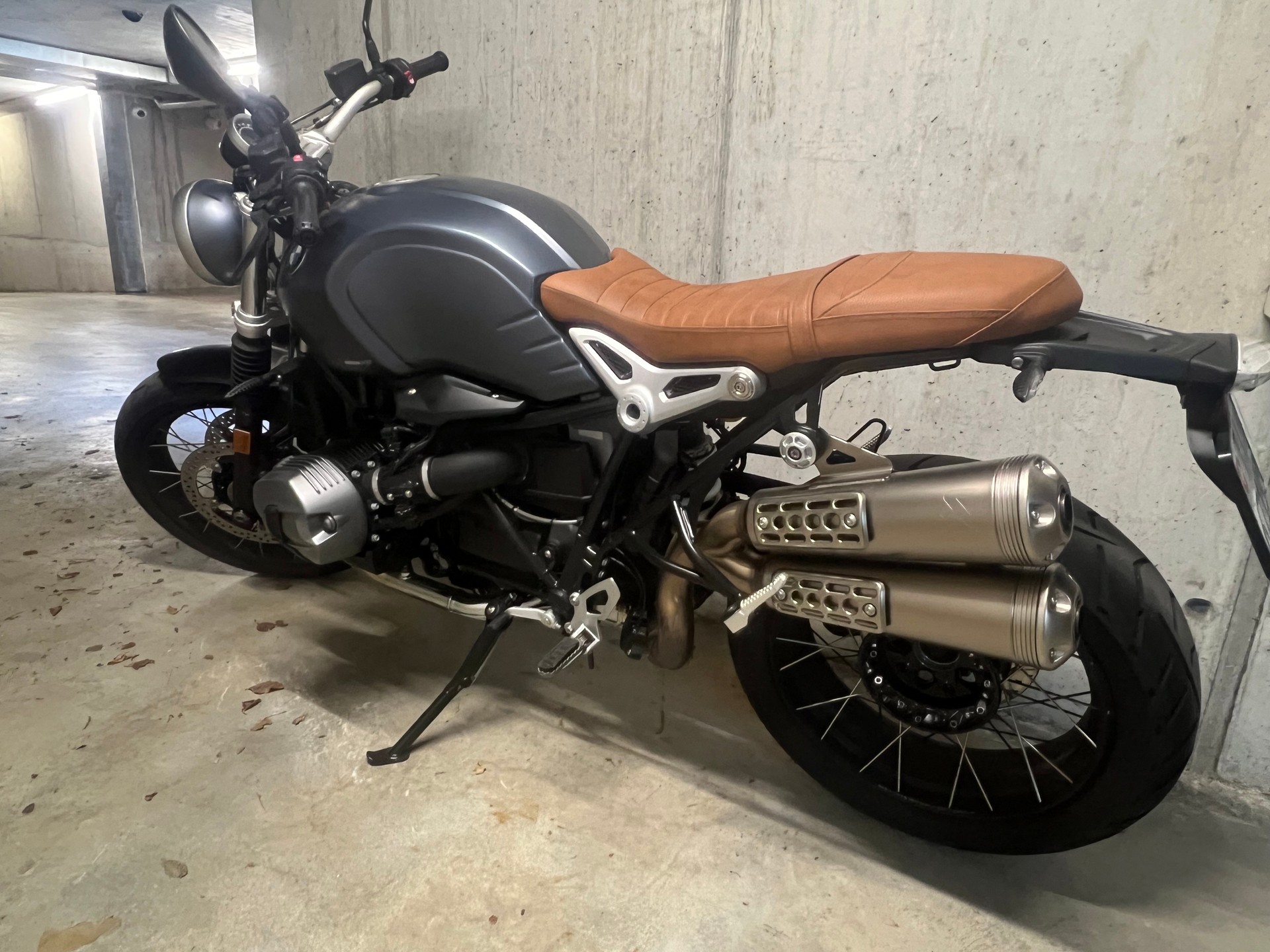 BMW R nineT Scrambler ABS-image-0