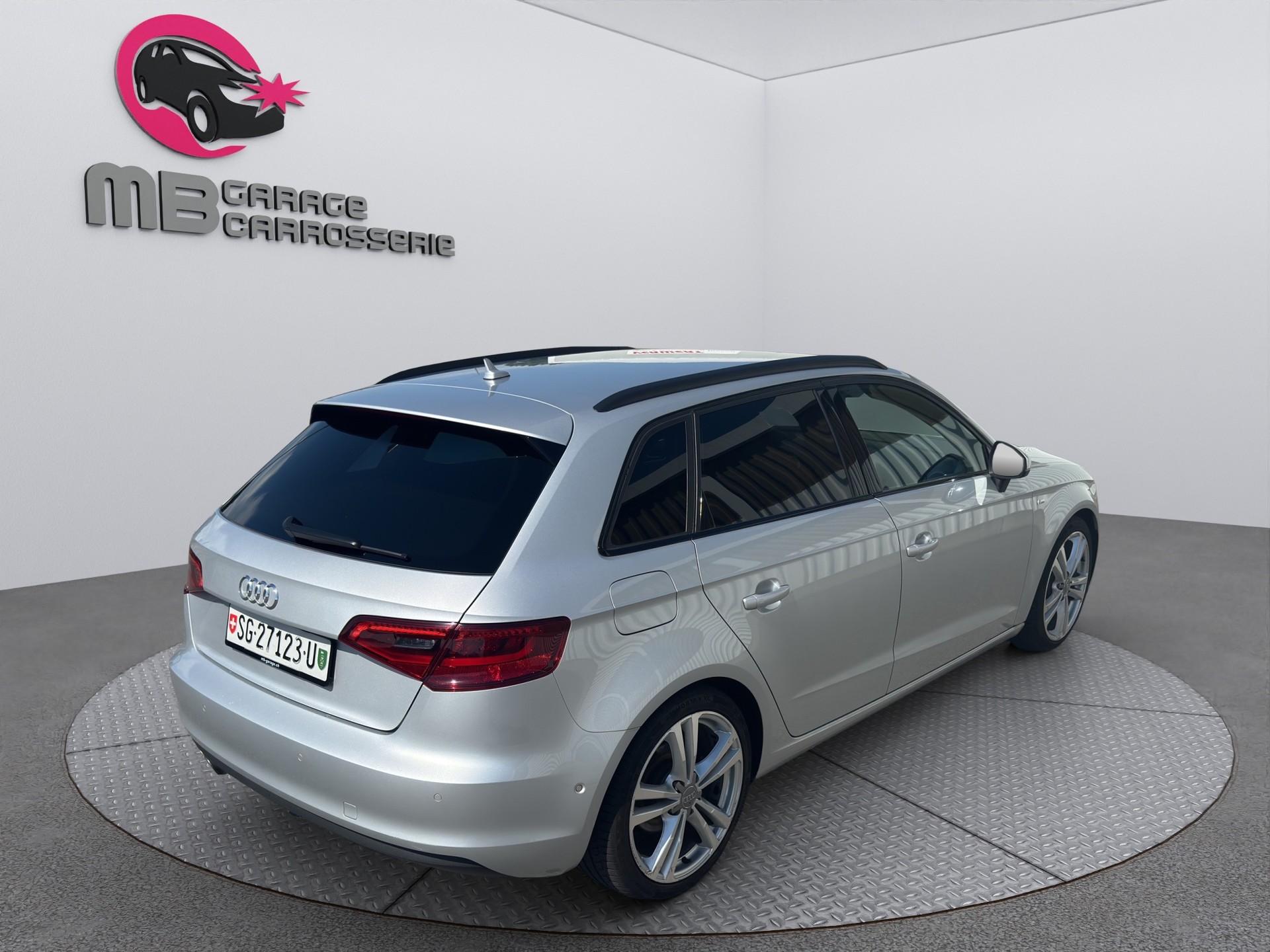 AUDI A 3 S-Line qu 1.8 TSFI-image-5