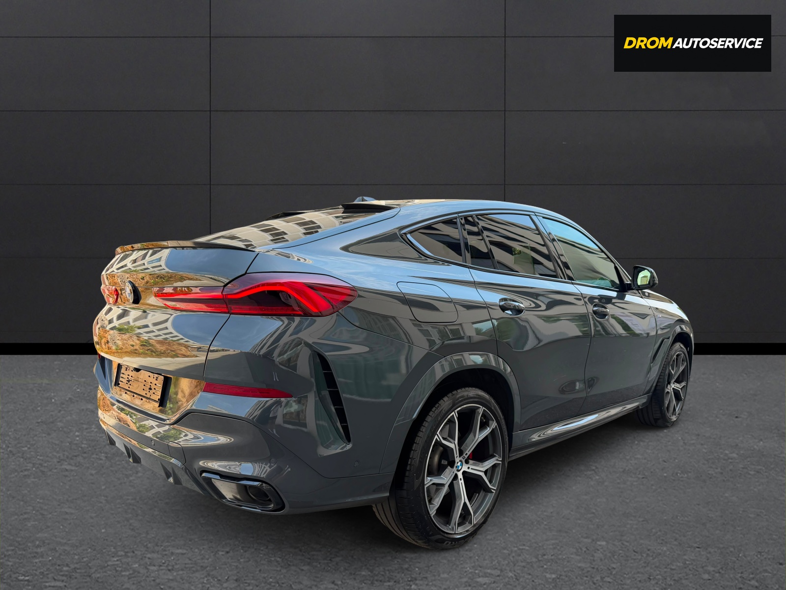 BMW X6 xDrive 48V 40d M Sport Pro Steptronic-showroom-element-3