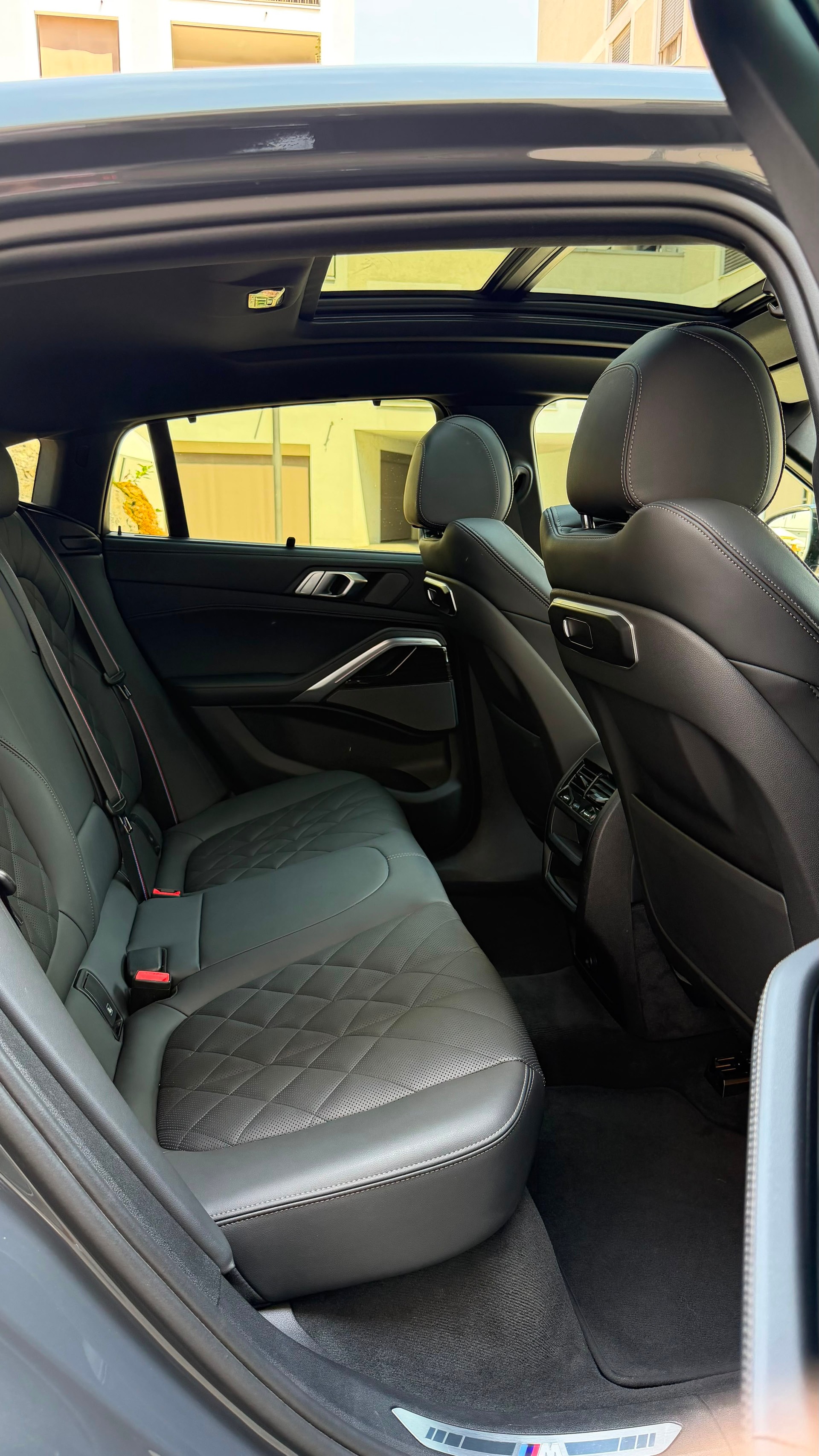 BMW X6 xDrive 48V 40d M Sport Pro Steptronic-image-12