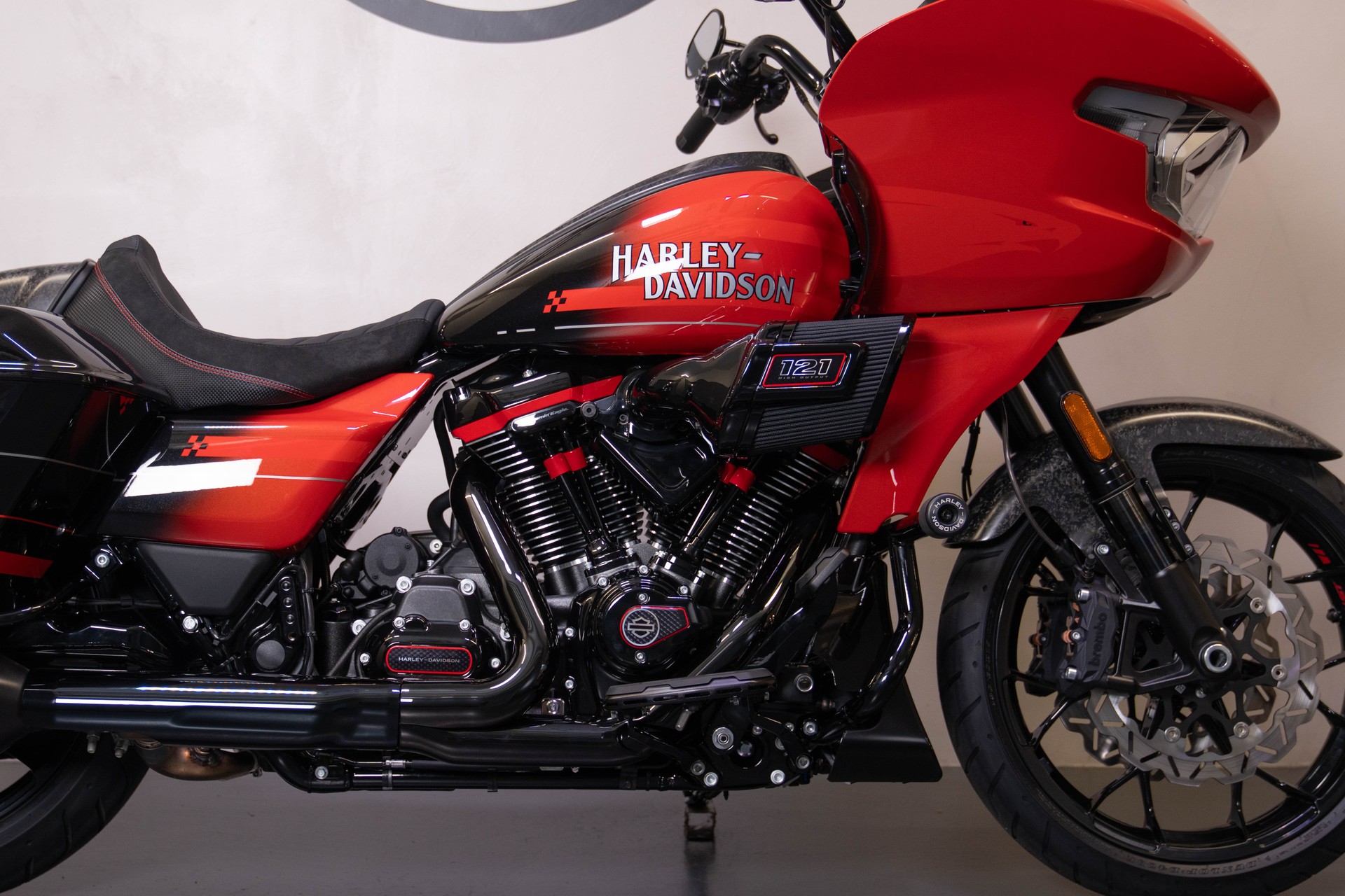 HARLEY-DAVIDSON FLTRXSTSE Road Glide ST 121 CVO-image-5
