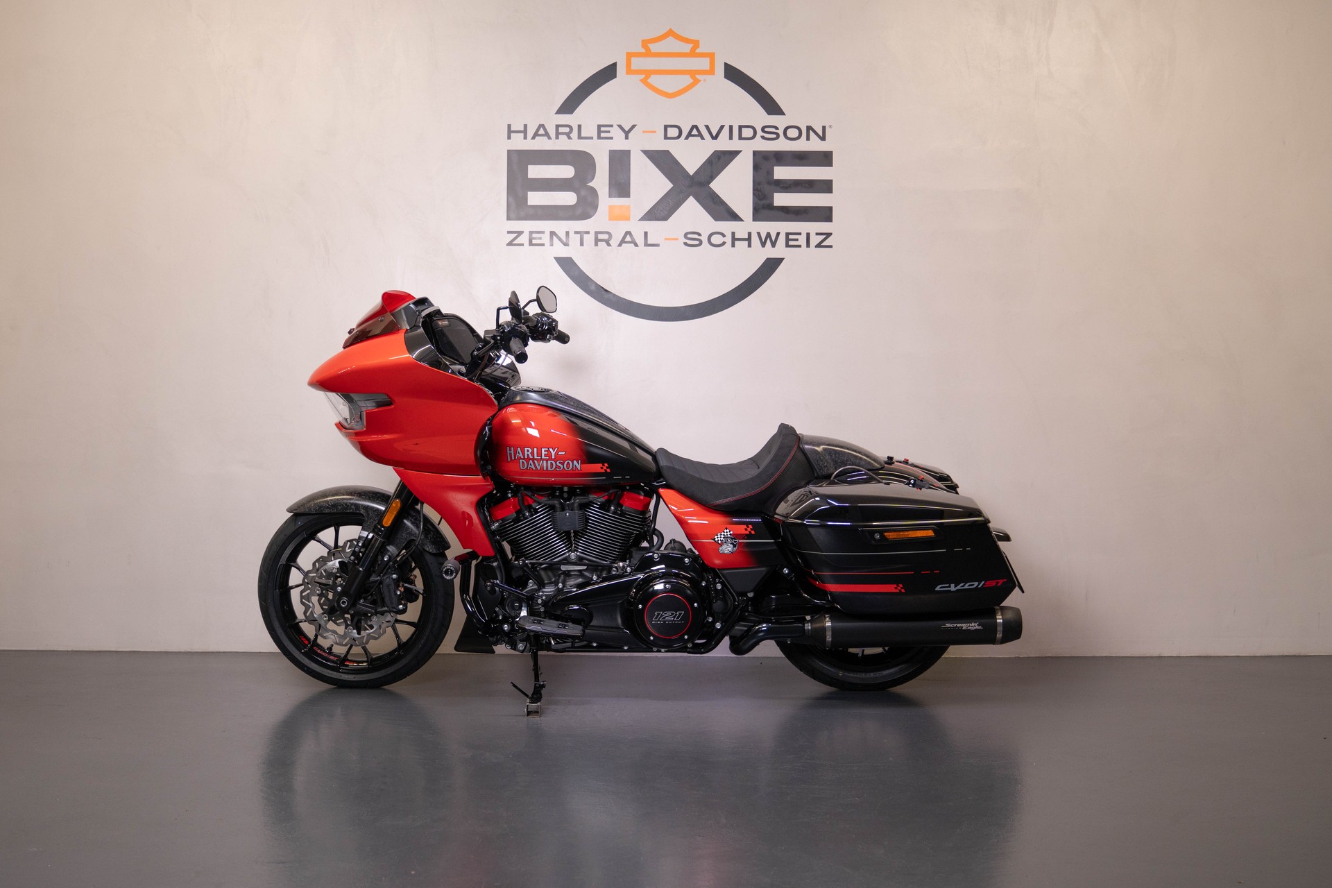 HARLEY-DAVIDSON FLTRXSTSE Road Glide ST 121 CVO-image-2