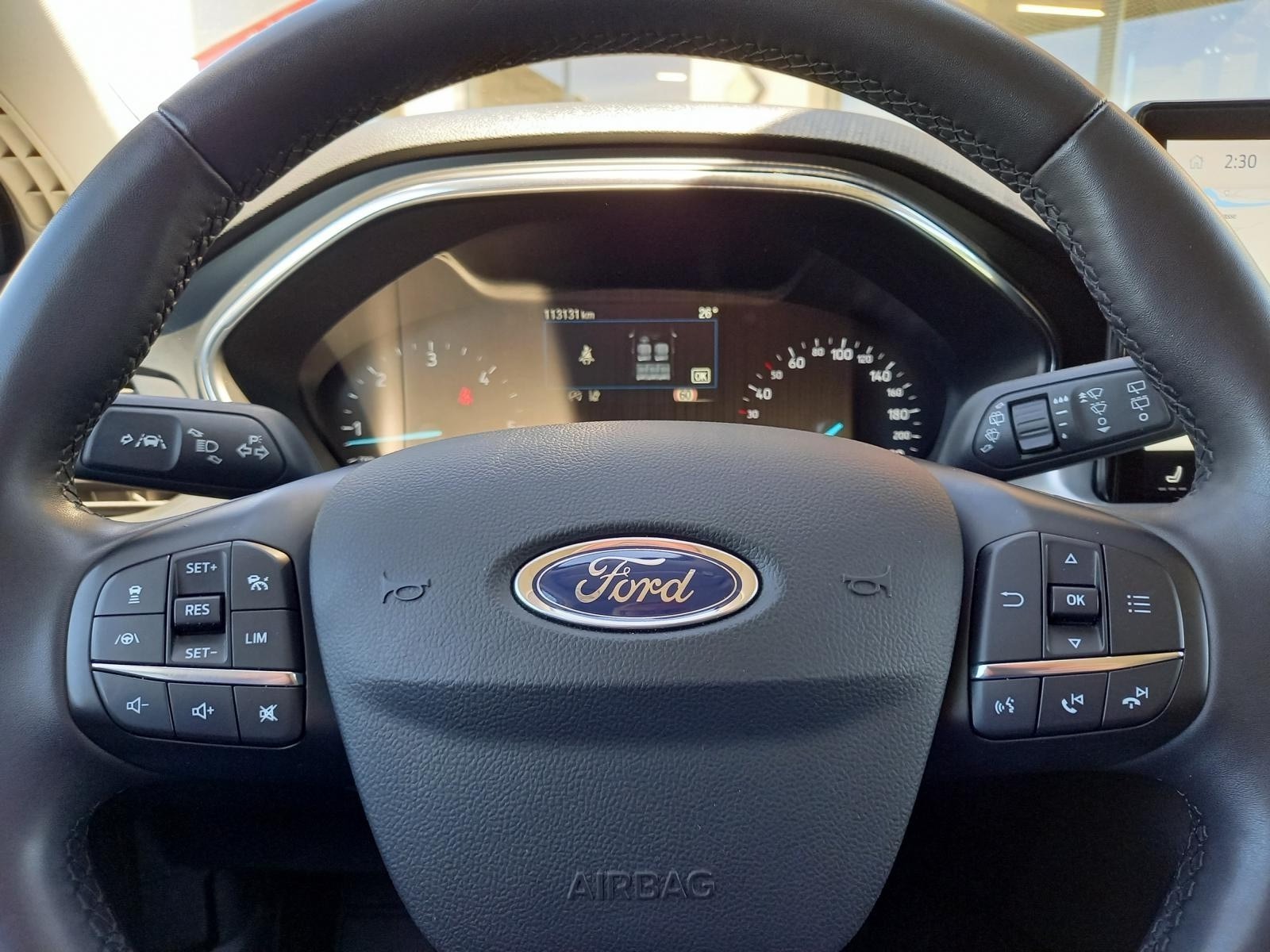FORD Focus 1.5 TDCi Titanium Automatic-image-5