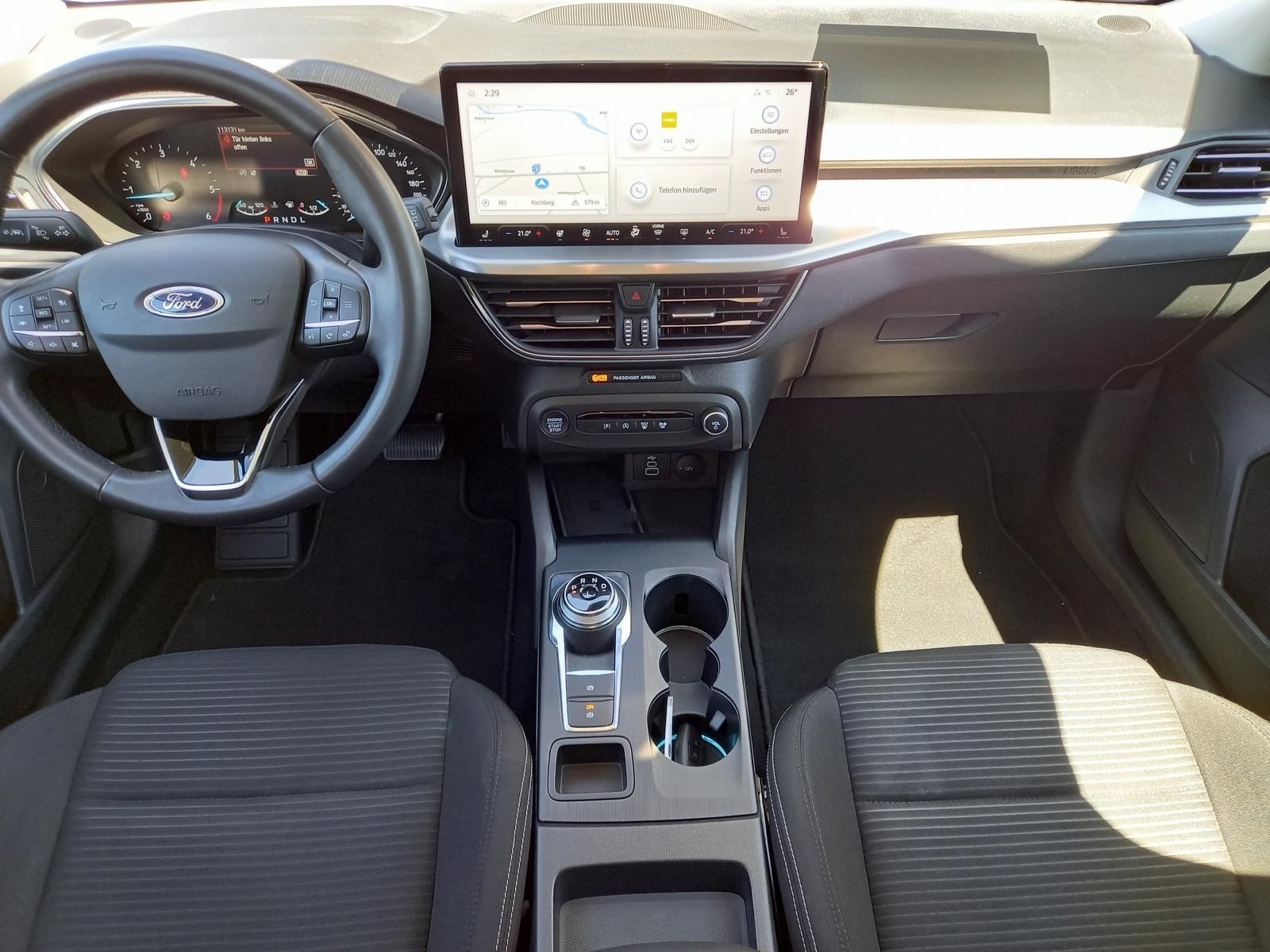 FORD Focus 1.5 TDCi Titanium Automatic-image-4