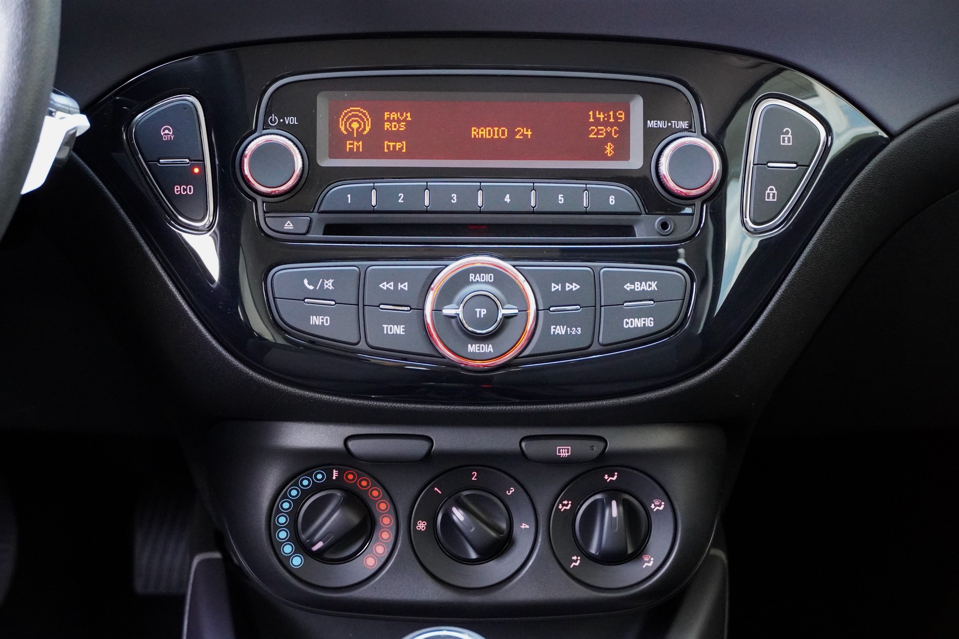 OPEL Adam 1.2 ecoFLEX-image-14