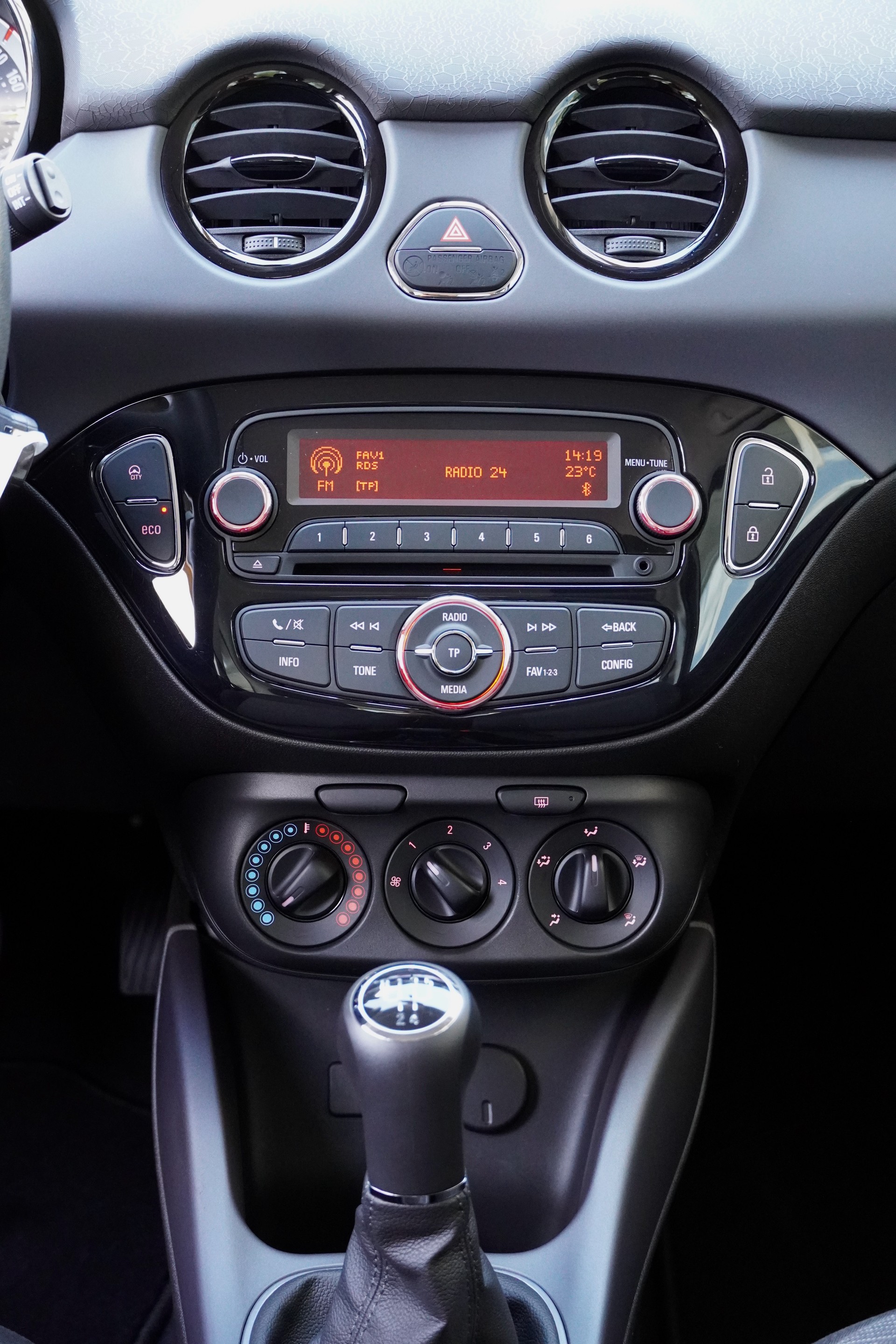 OPEL Adam 1.2 ecoFLEX-image-13