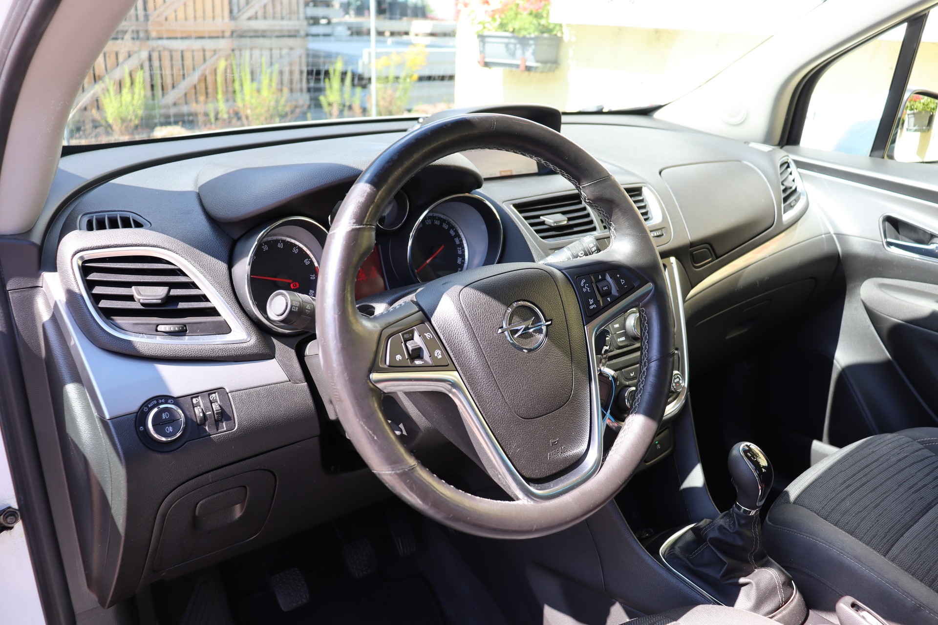 OPEL Mokka 1.4i 16V Turbo Cosmo 2WD-image-6