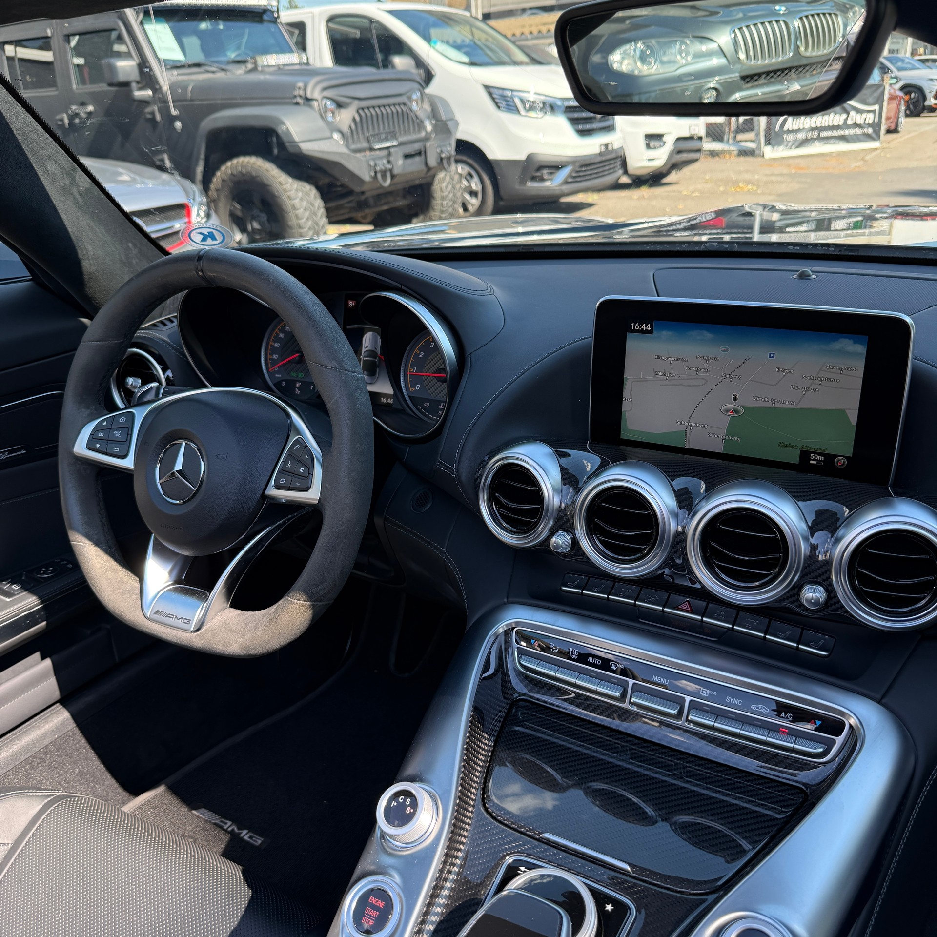 MERCEDES-BENZ AMG GT Roadster Speedshift DCT-image-10