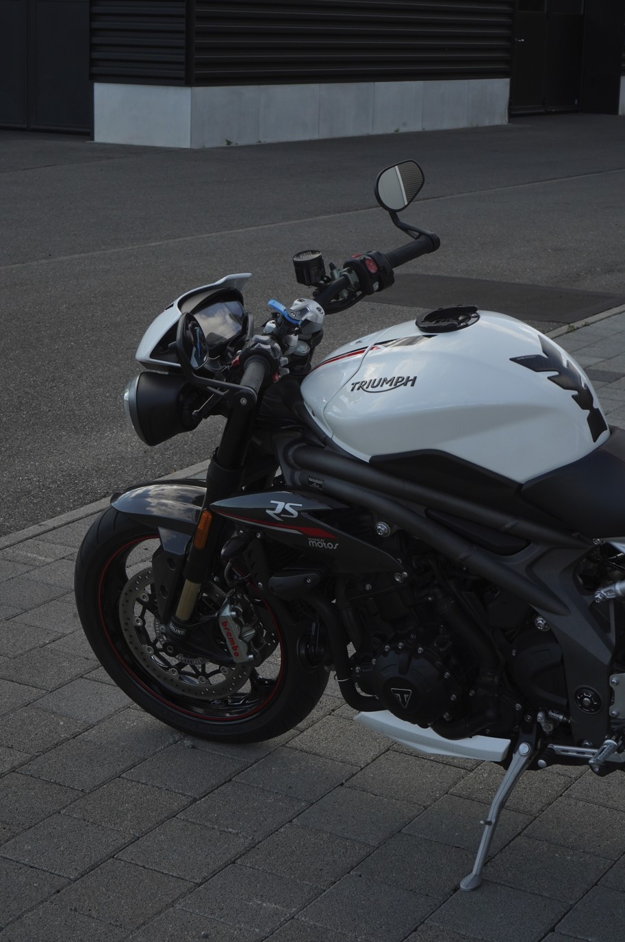 TRIUMPH Speed Triple RS 1050 ABS-image-2