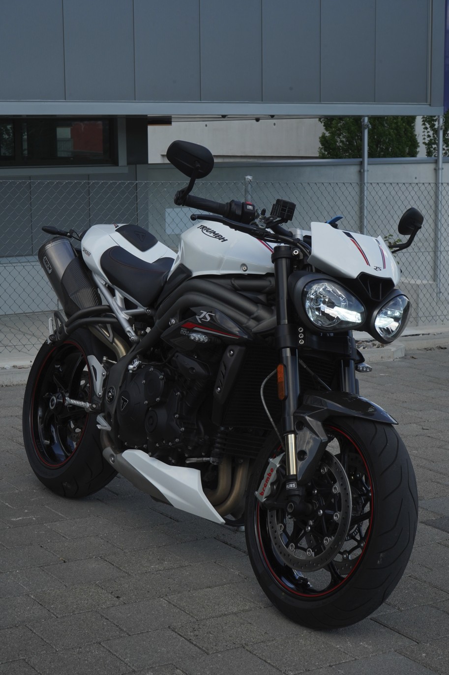 TRIUMPH Speed Triple RS 1050 ABS-image-1