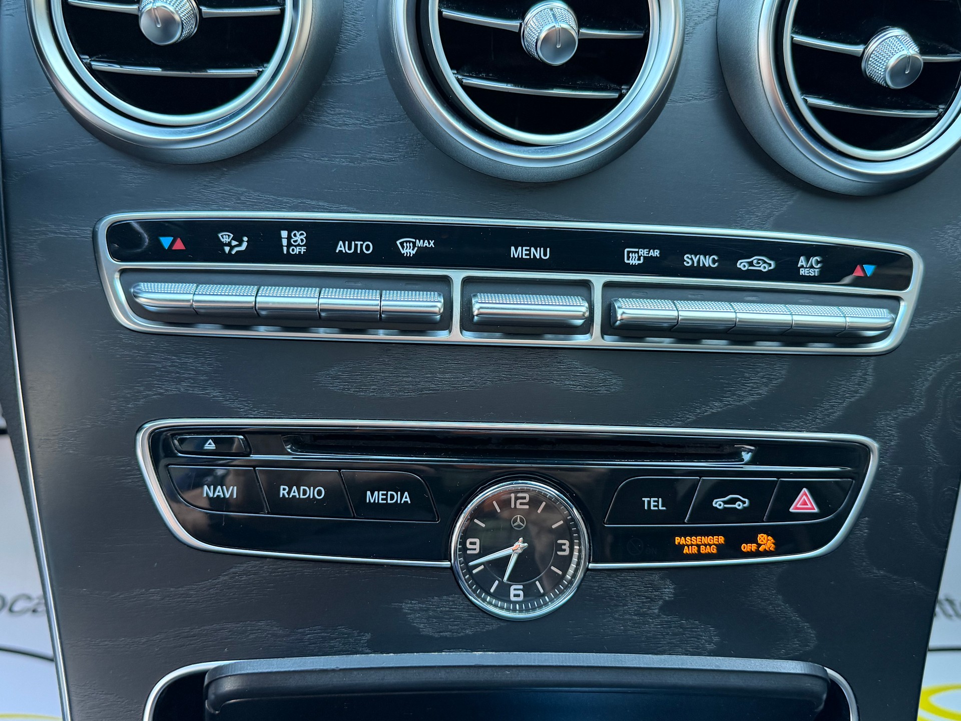 MERCEDES-BENZ C 220 BlueTEC AMG Line 7G-Tronic-image-10